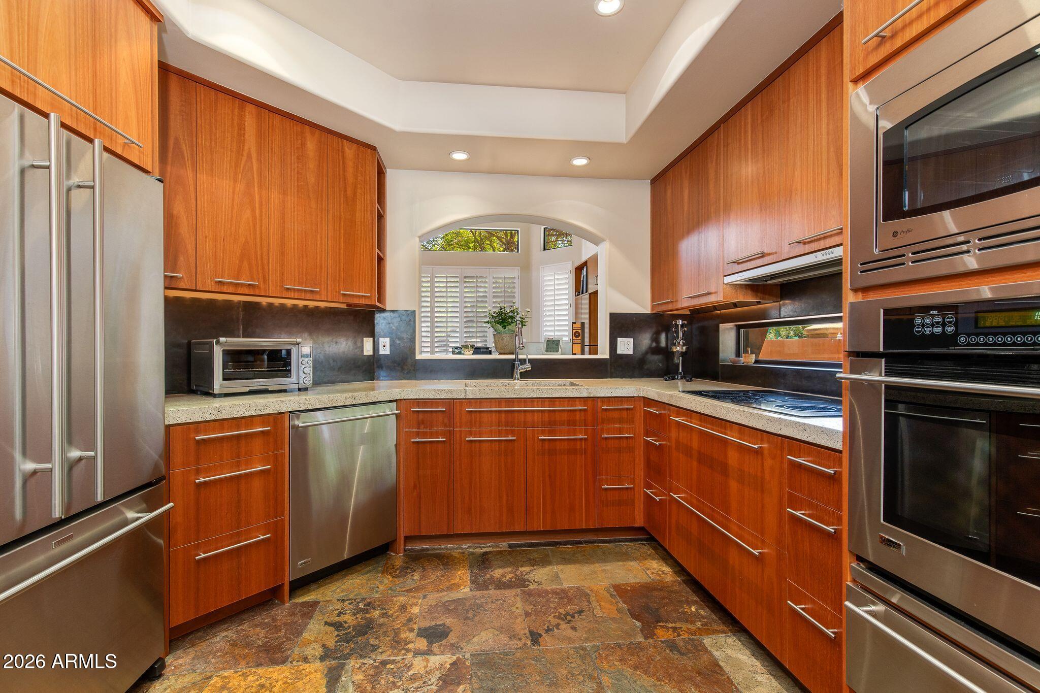 HACIENDA ESTATES CONDOMINIUM - Residential