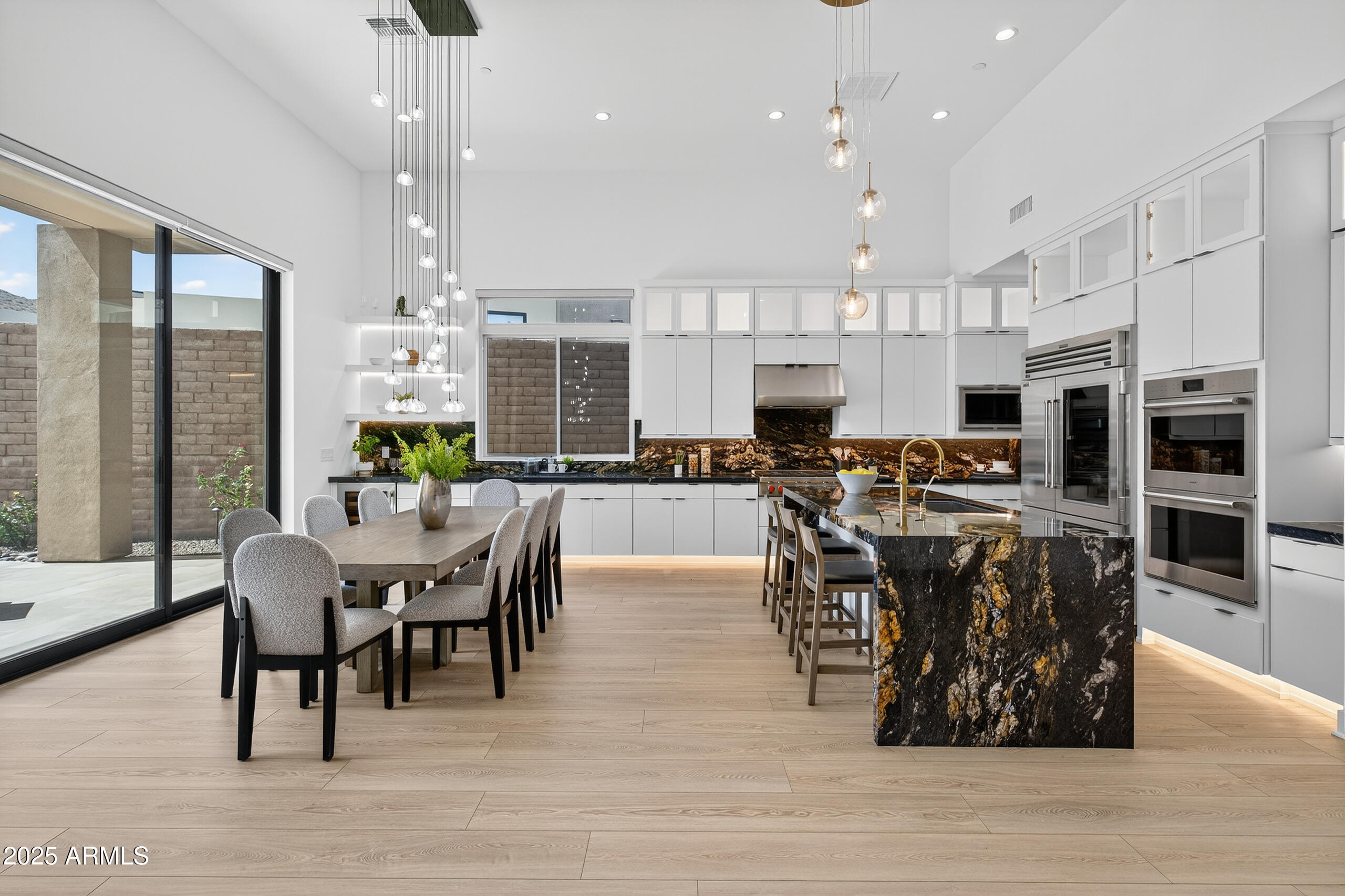 ADERO CANYON - Residential