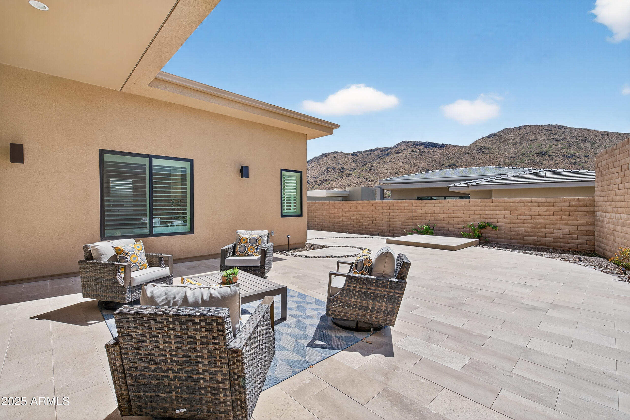 ADERO CANYON - Residential