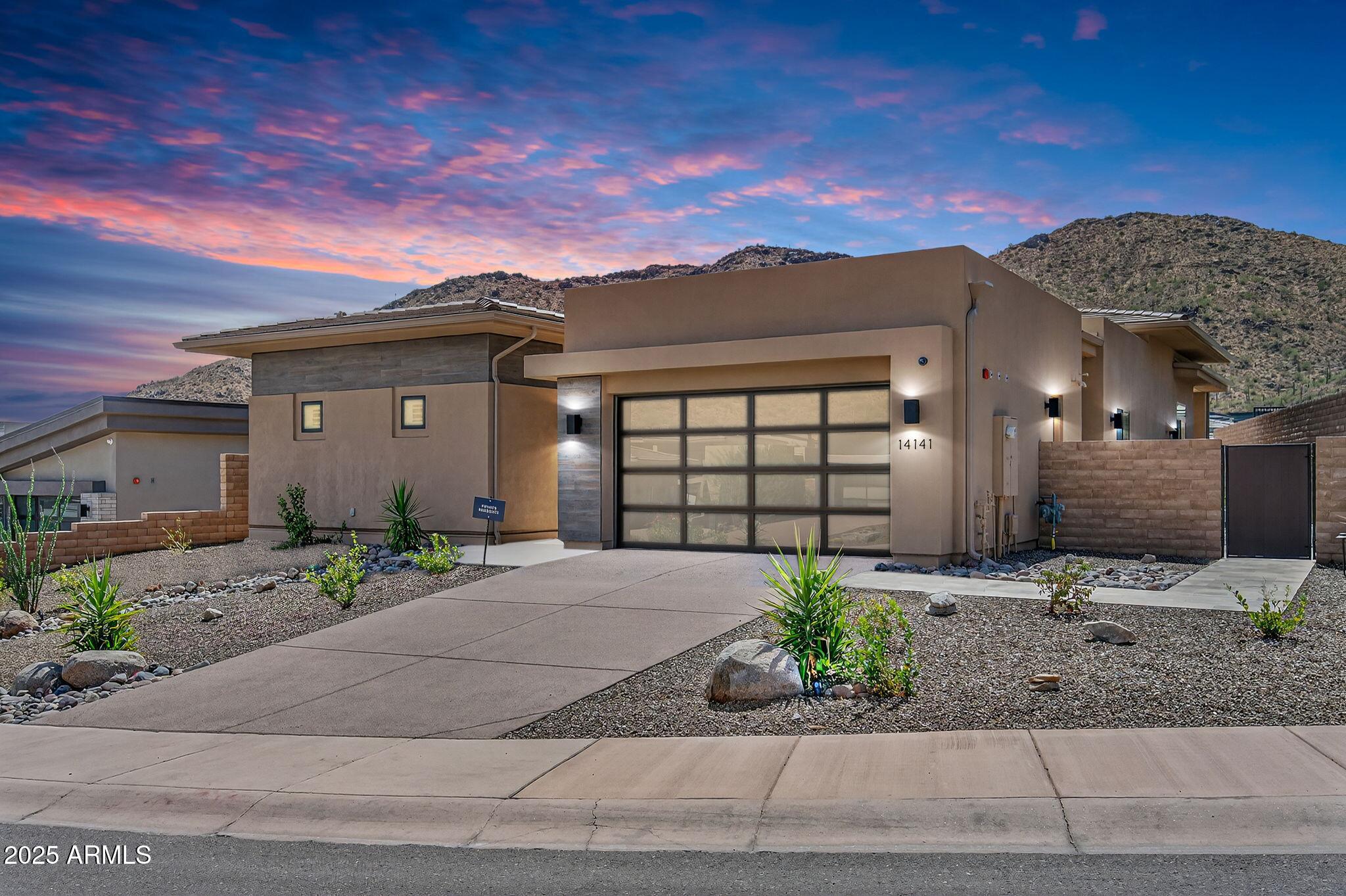 ADERO CANYON - Residential