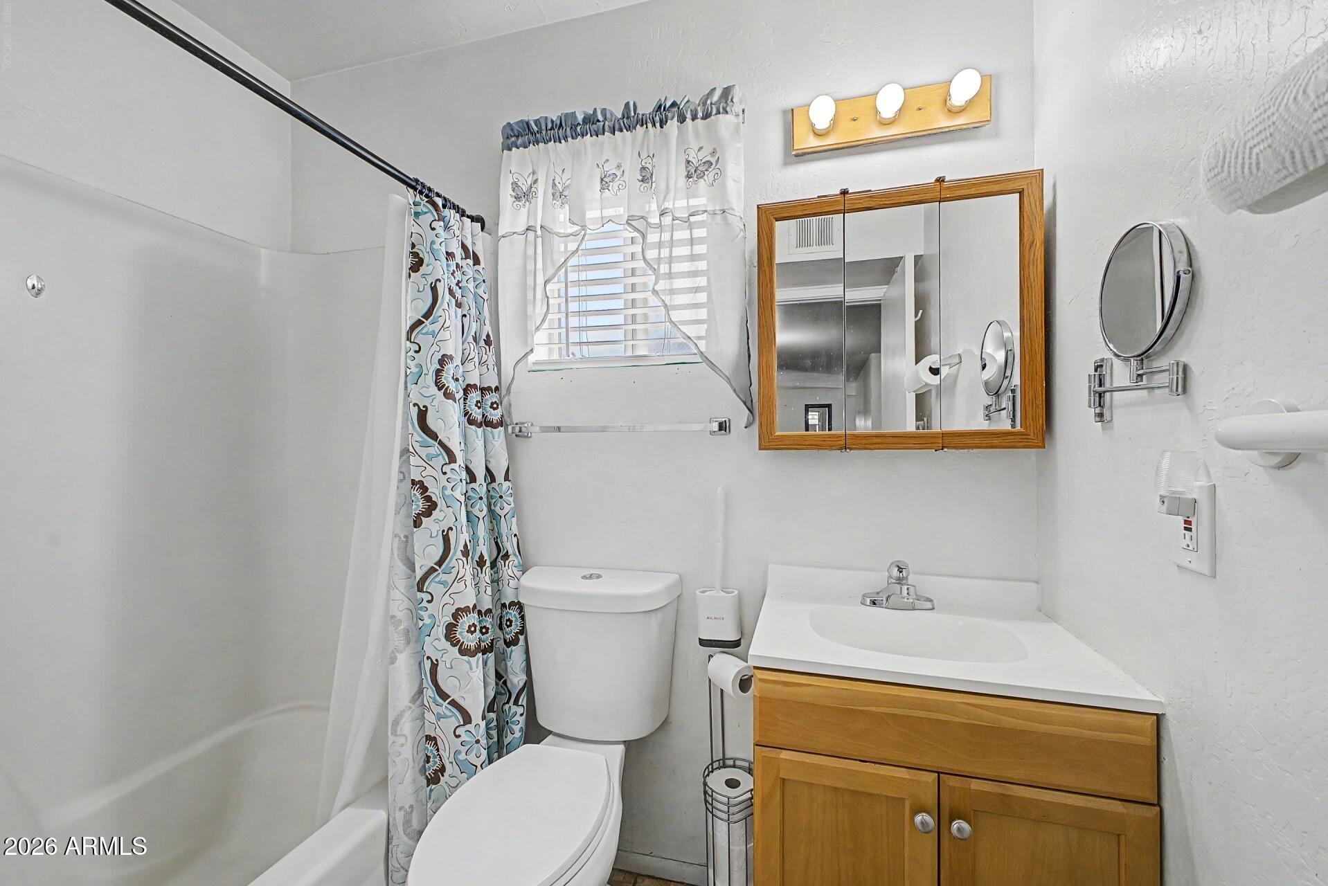 DEER VALLEY ESTATES UNIT 8 - Residential
