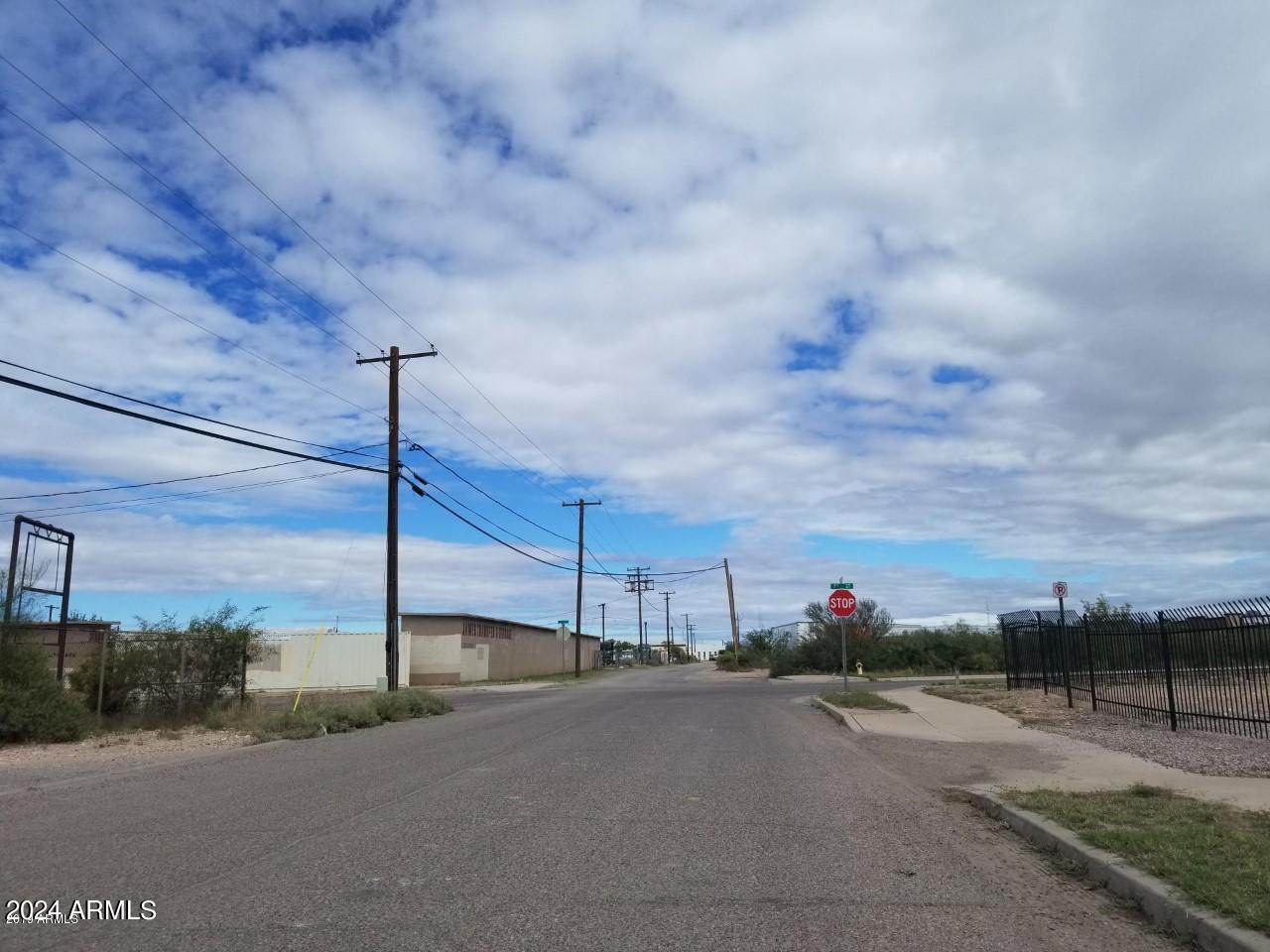 Douglas - Commercial Sale