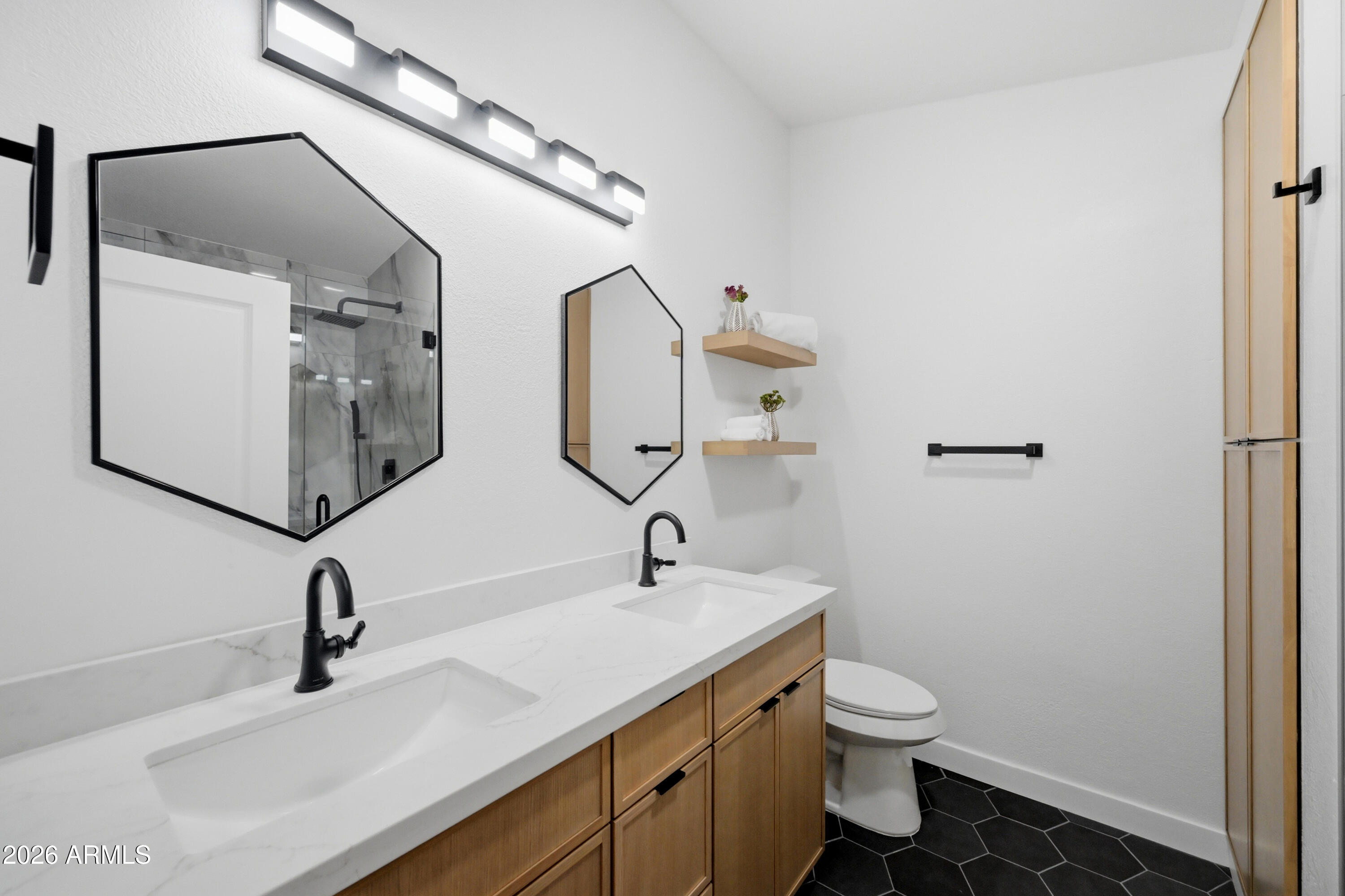 56TH STREET ACOMA - Residential
