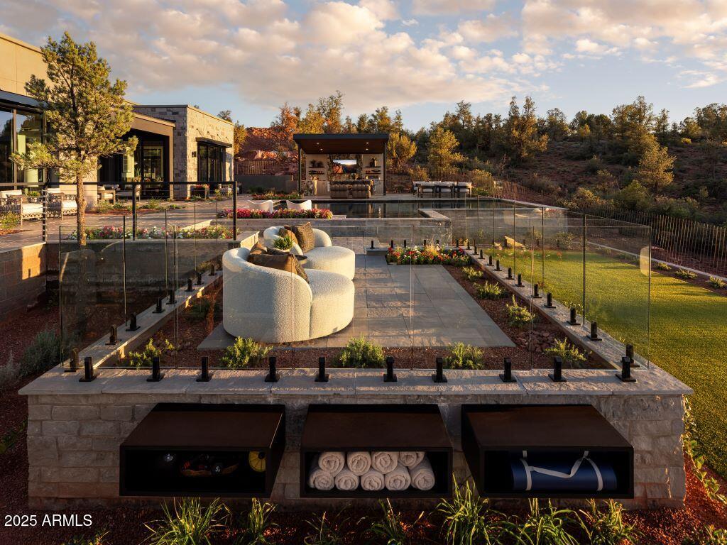 HILLSIDE VISTA ESTATES - Residential