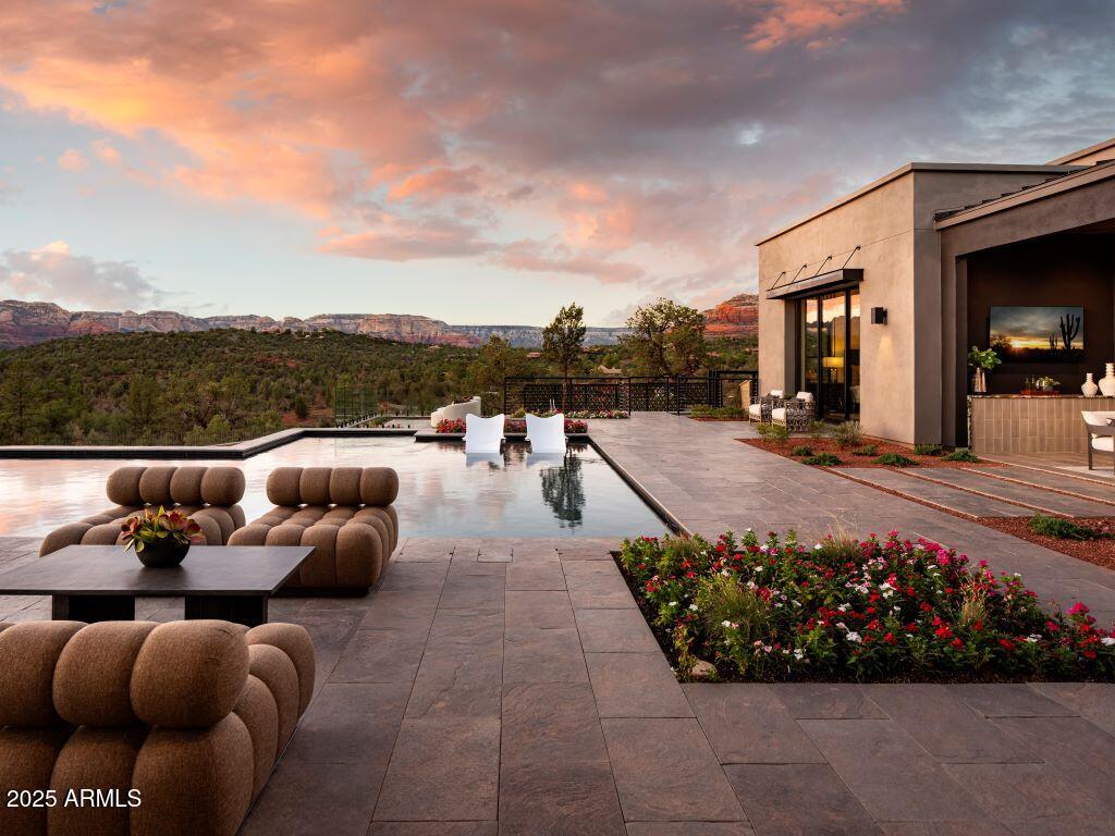 HILLSIDE VISTA ESTATES - Residential