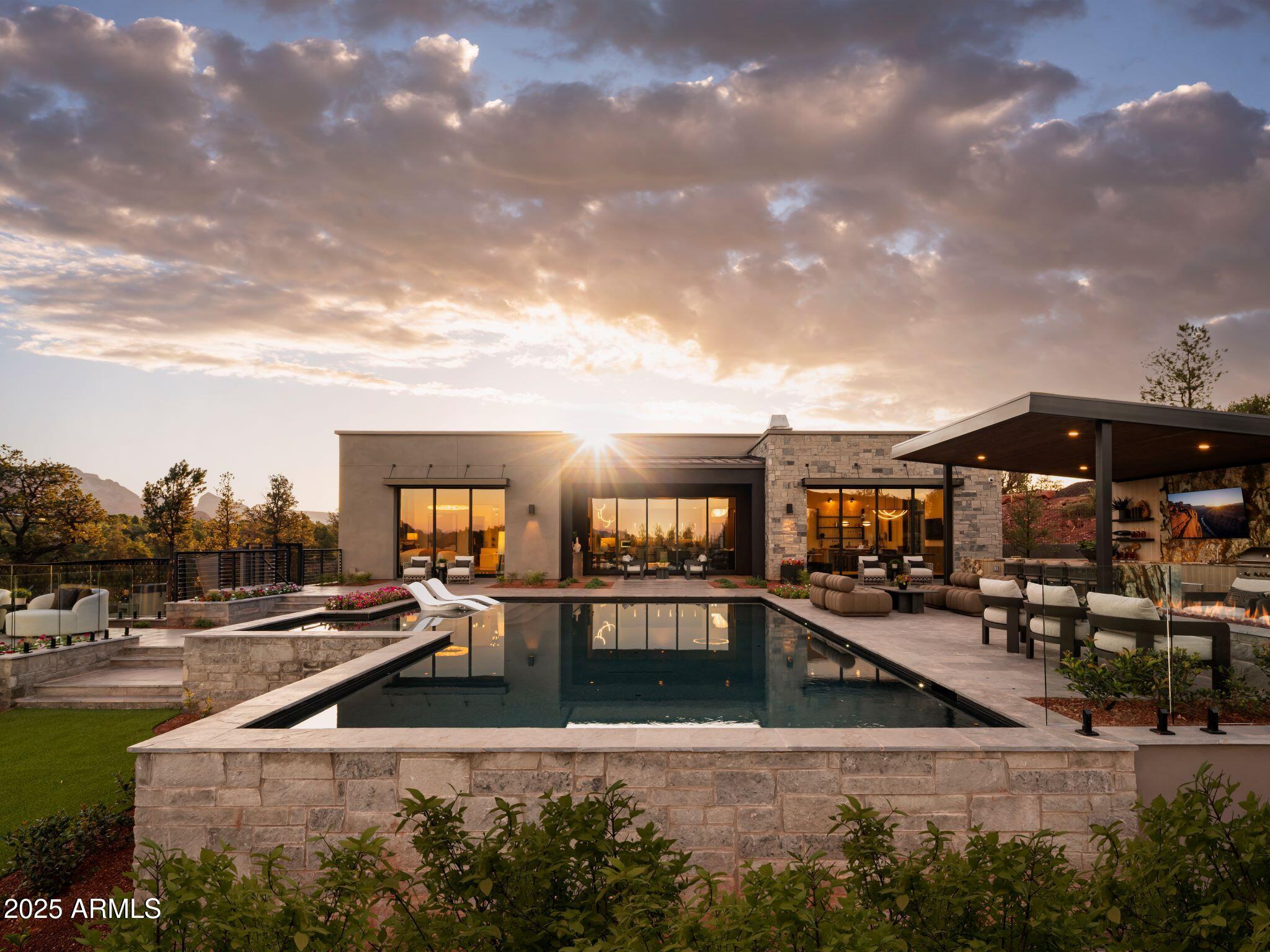 HILLSIDE VISTA ESTATES - Residential