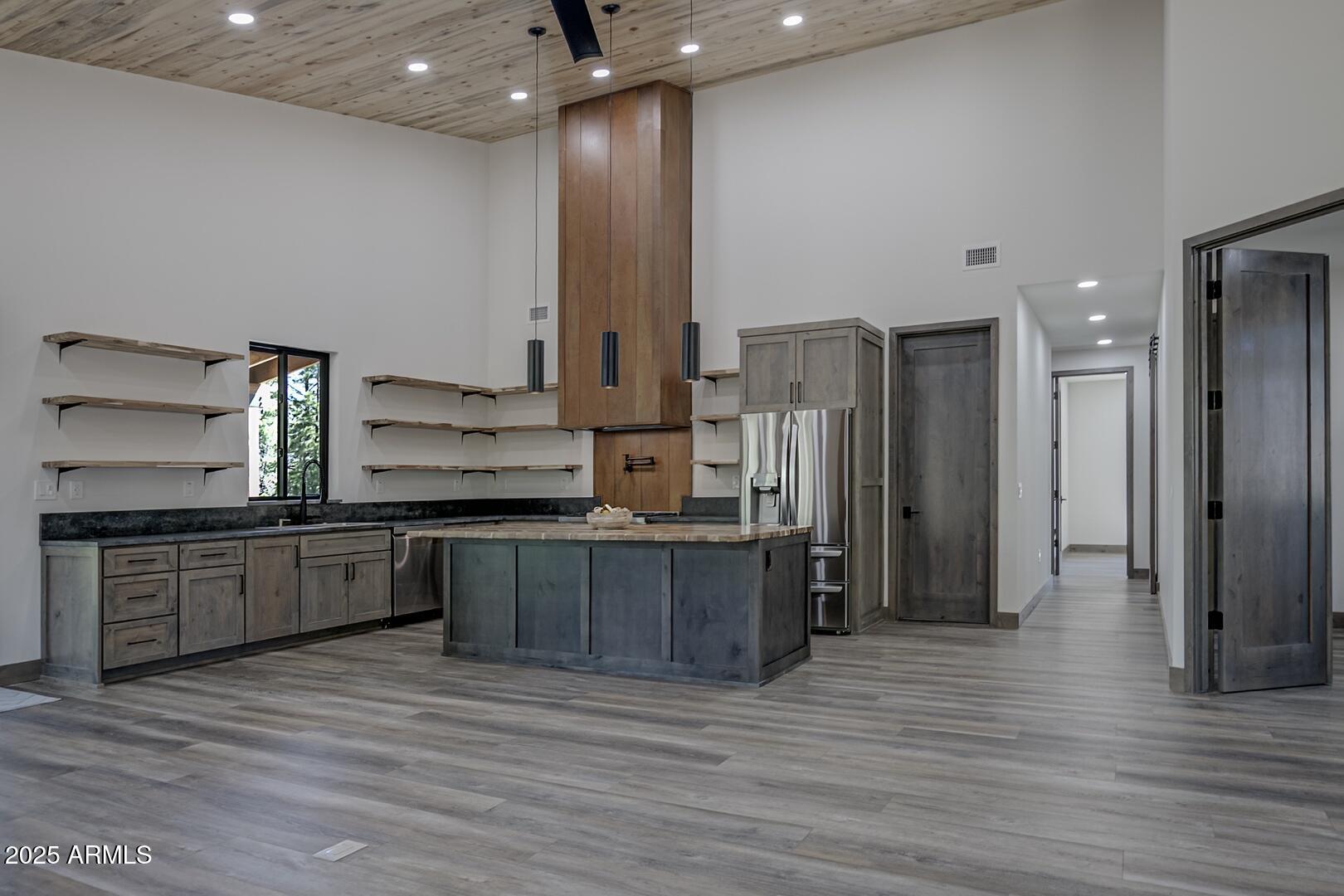 BLUE RIDGE ESTATES 02 - Residential