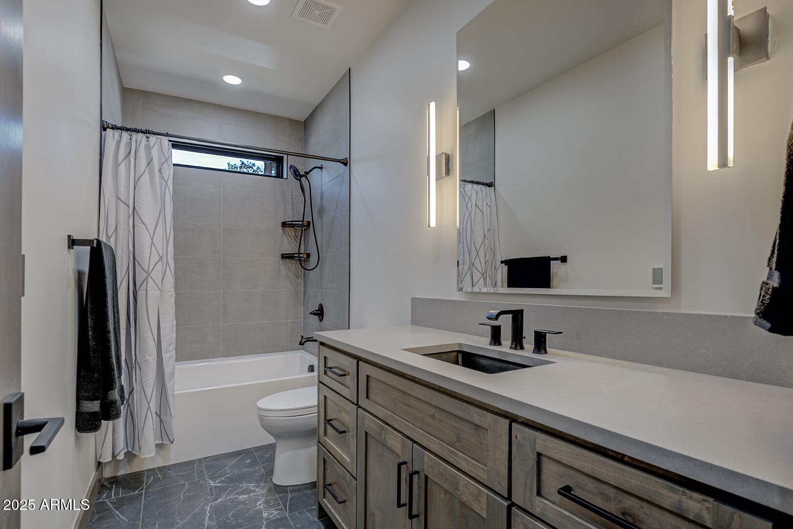 BLUE RIDGE ESTATES 02 - Residential