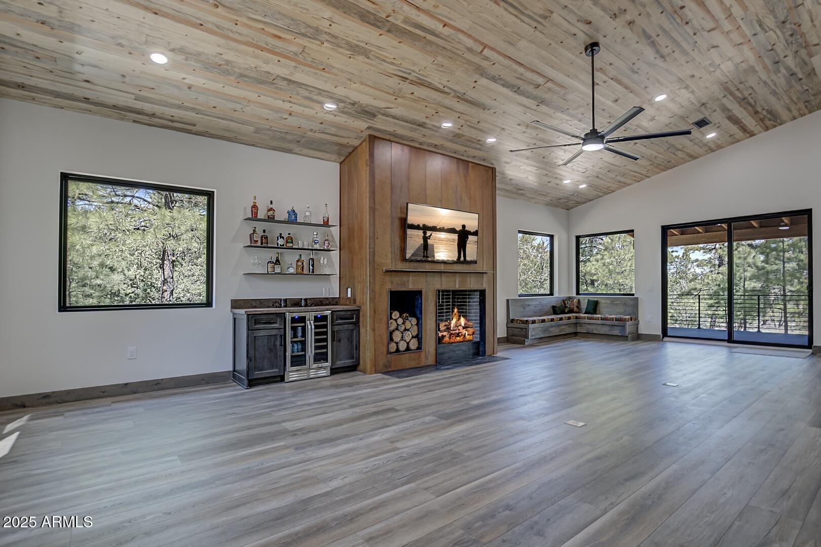 BLUE RIDGE ESTATES 02 - Residential