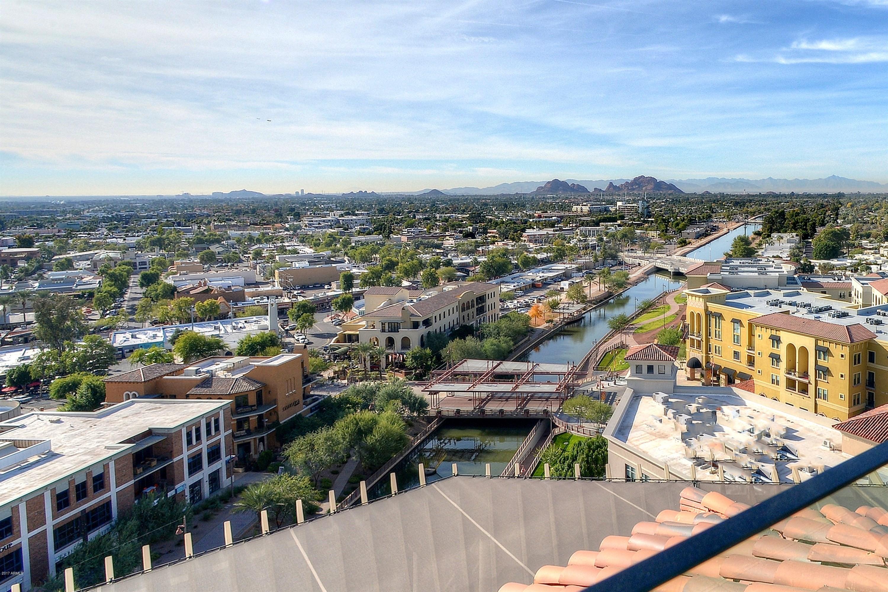 SCOTTSDALE WATERFRONT RESIDENCES - Residential