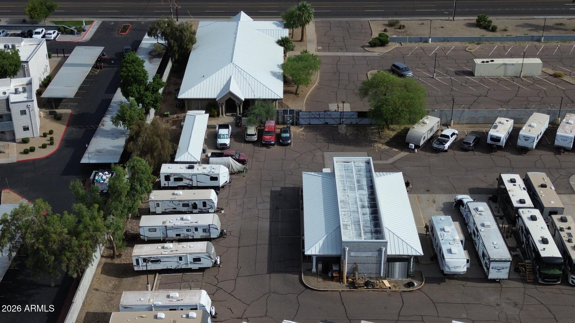 COM NE COR SEC 24 TH W 632.80F TH S 1D 6M W 40F TO TPOB TH E 167.80F TH S 1D 6M W 25F TH E 229.99F T - Commercial Sale