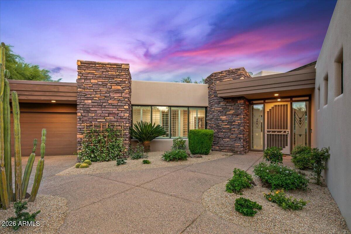 DESERT MOUNTAIN PHASE 2 UNIT TWENTY-FIVE - Residential