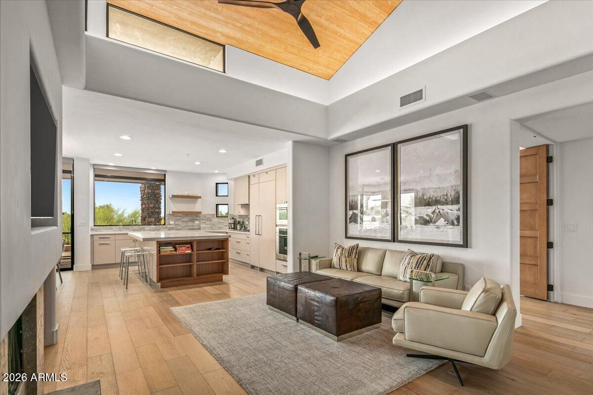 DESERT MOUNTAIN PHASE 2 UNIT TWENTY-FIVE - Residential