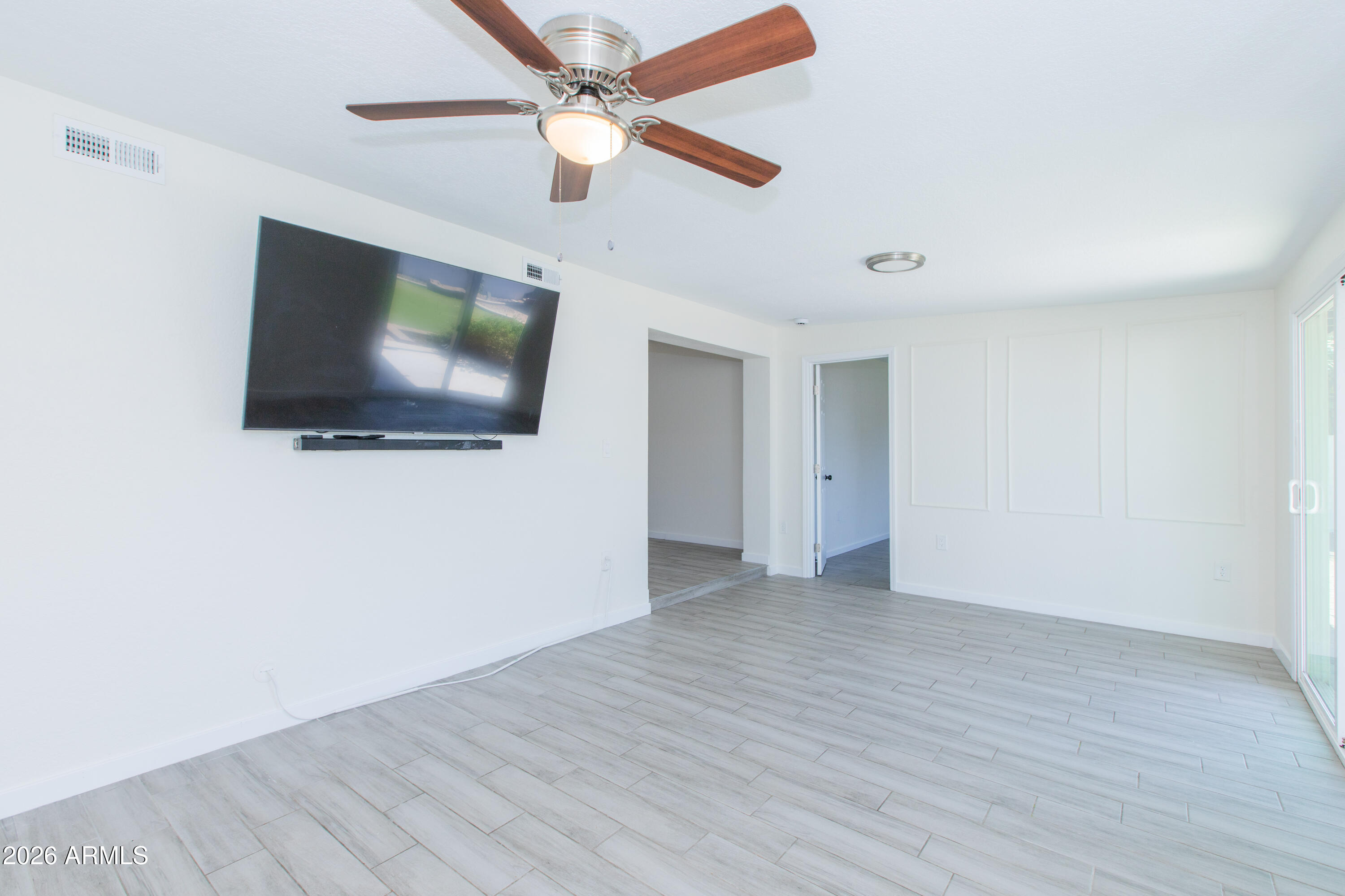 DESERT AIR GRANDE - Residential