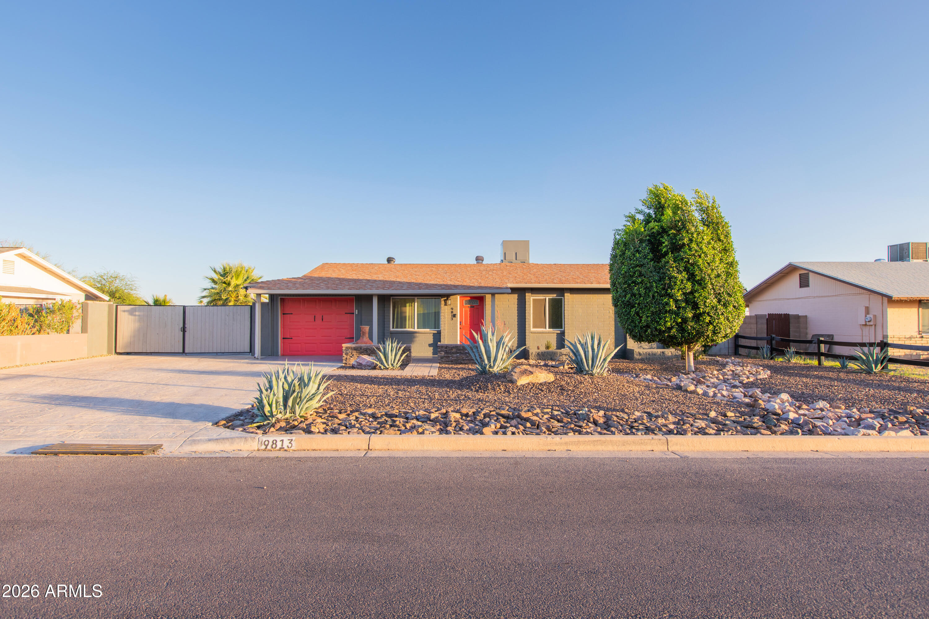 DESERT AIR GRANDE - Residential