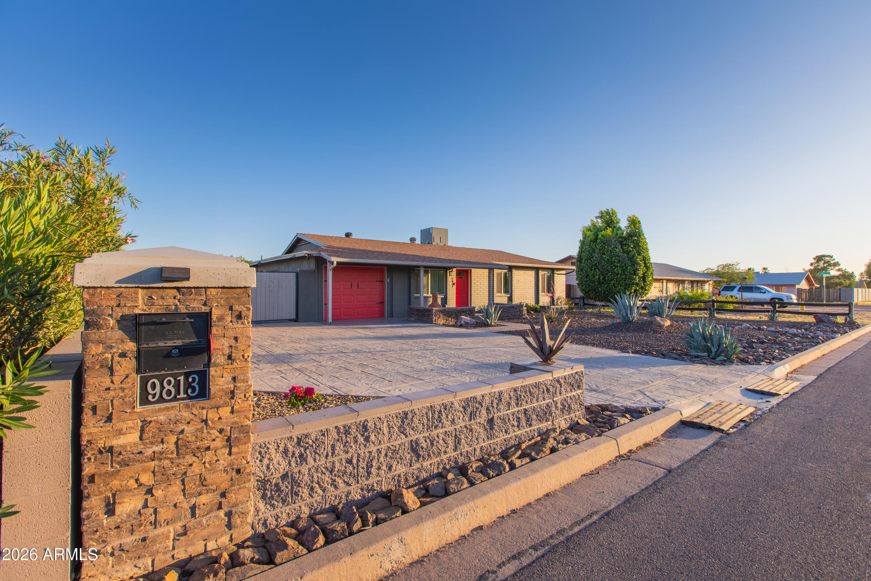 DESERT AIR GRANDE - Residential