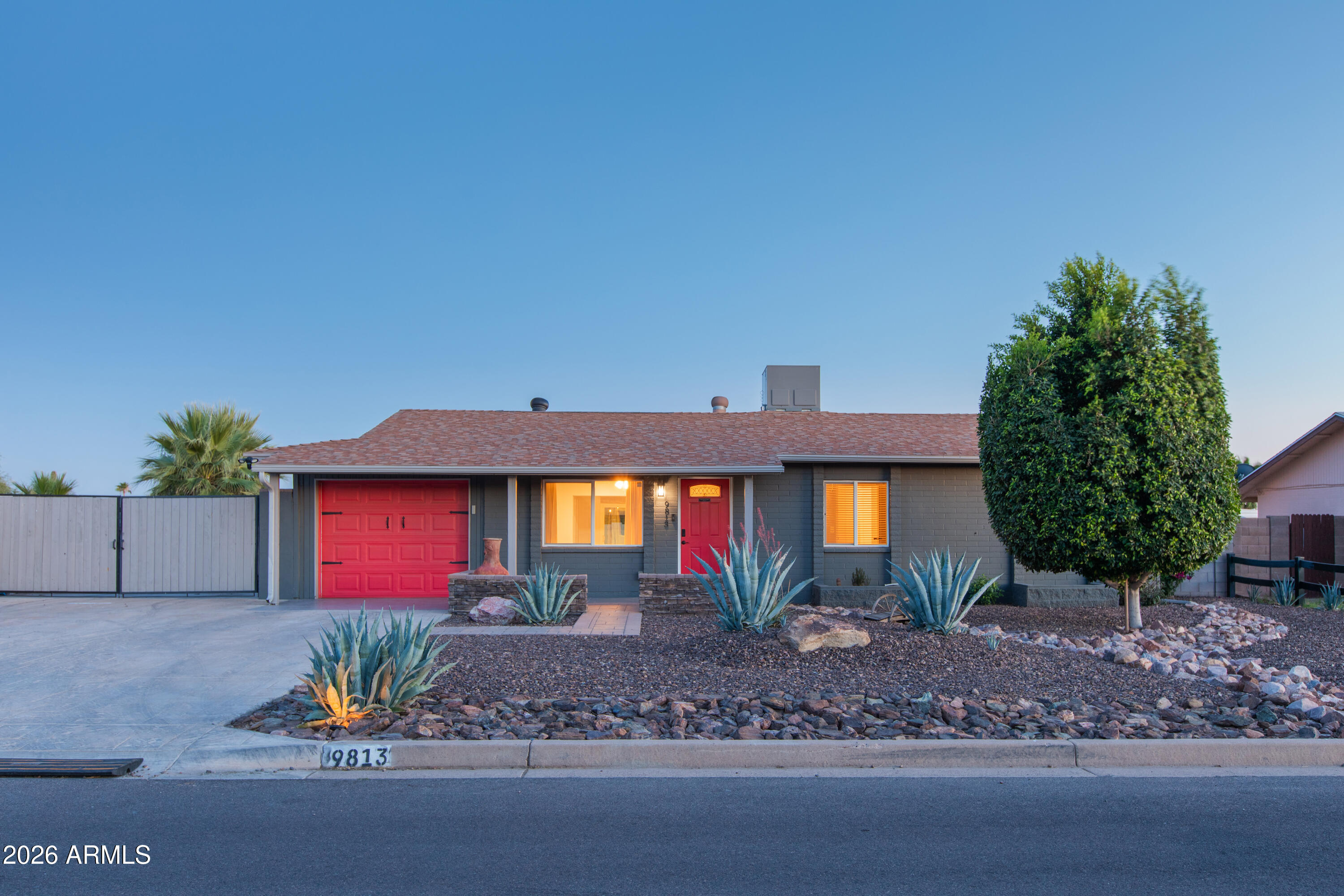 DESERT AIR GRANDE - Residential