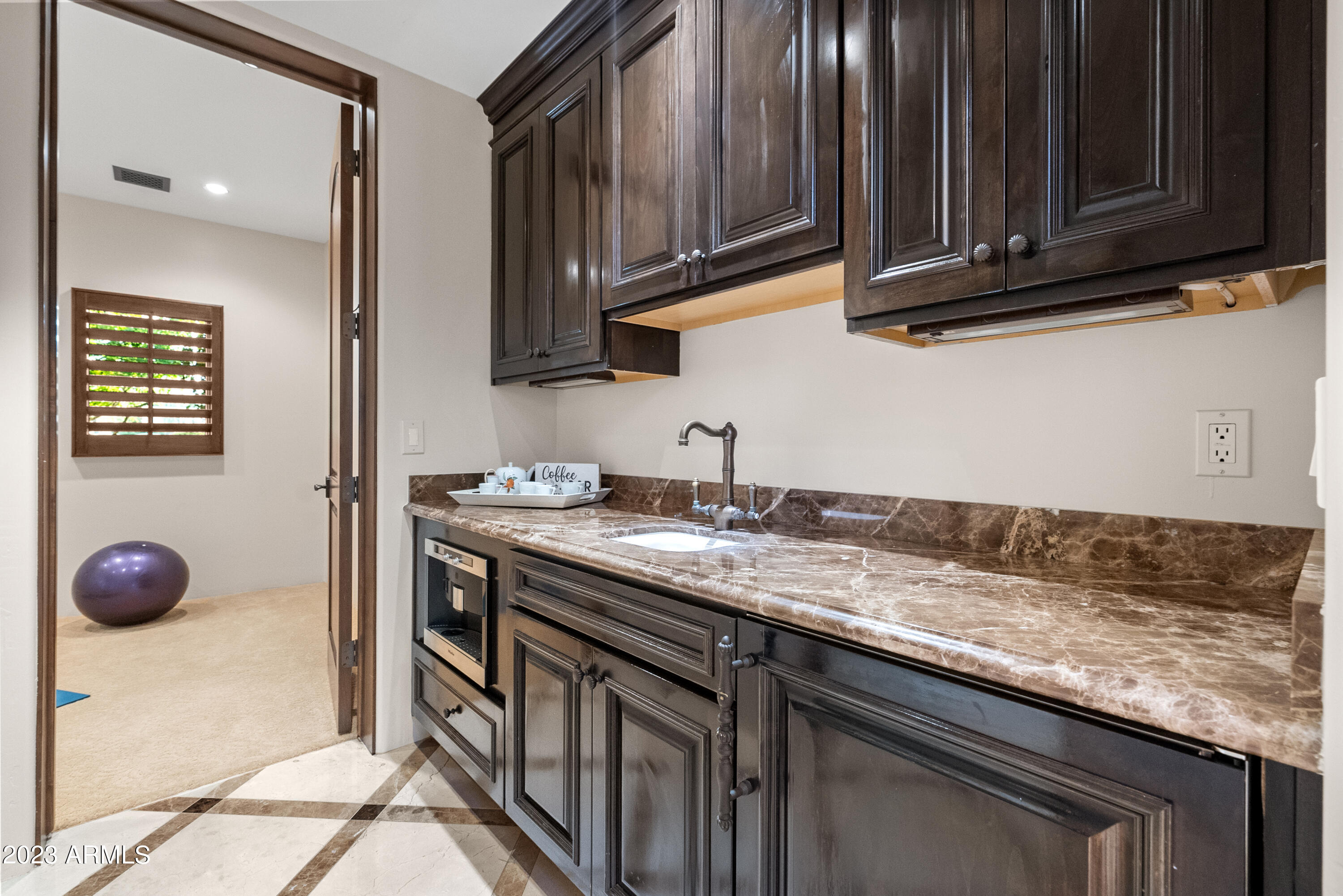CAMELBACK COUNTRY CLUB ESTATES 2 AMENDED - Residential
