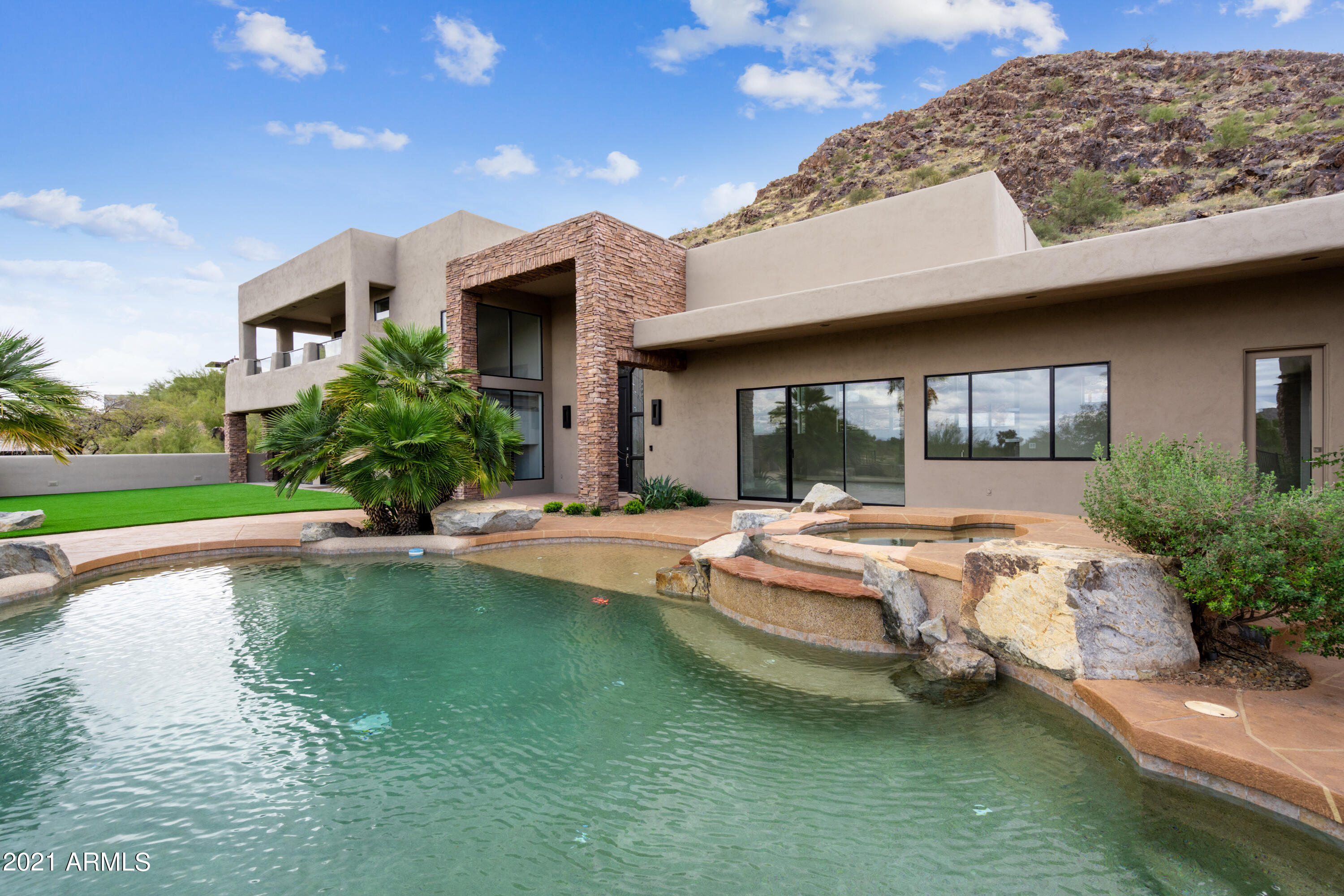 VISTA RICA - Residential