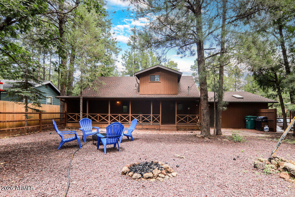 PINETOP LAKES MOUNTAIN HOMES UNIT 1 - Residential