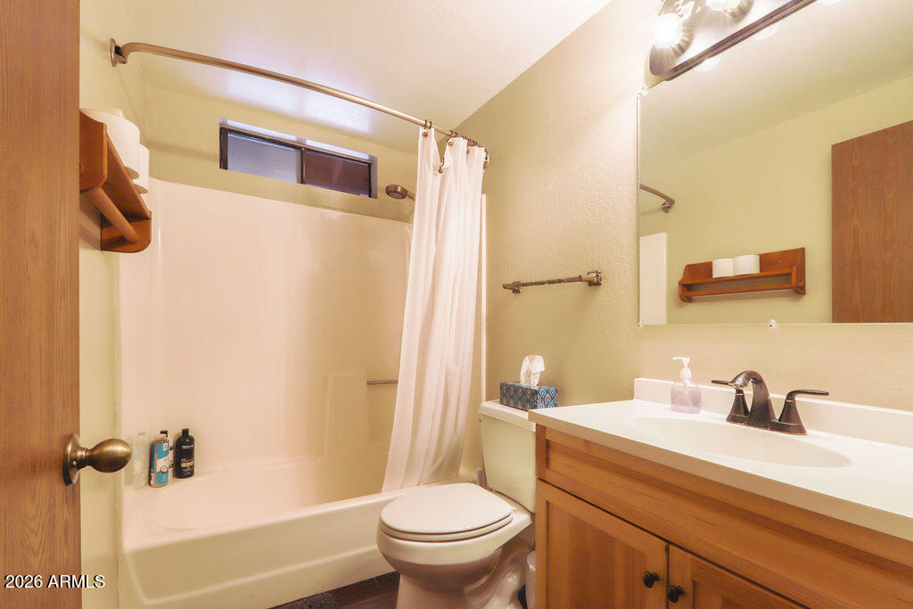 PINETOP LAKES MOUNTAIN HOMES UNIT 1 - Residential