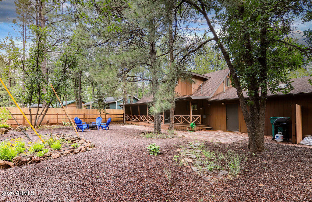 PINETOP LAKES MOUNTAIN HOMES UNIT 1 - Residential