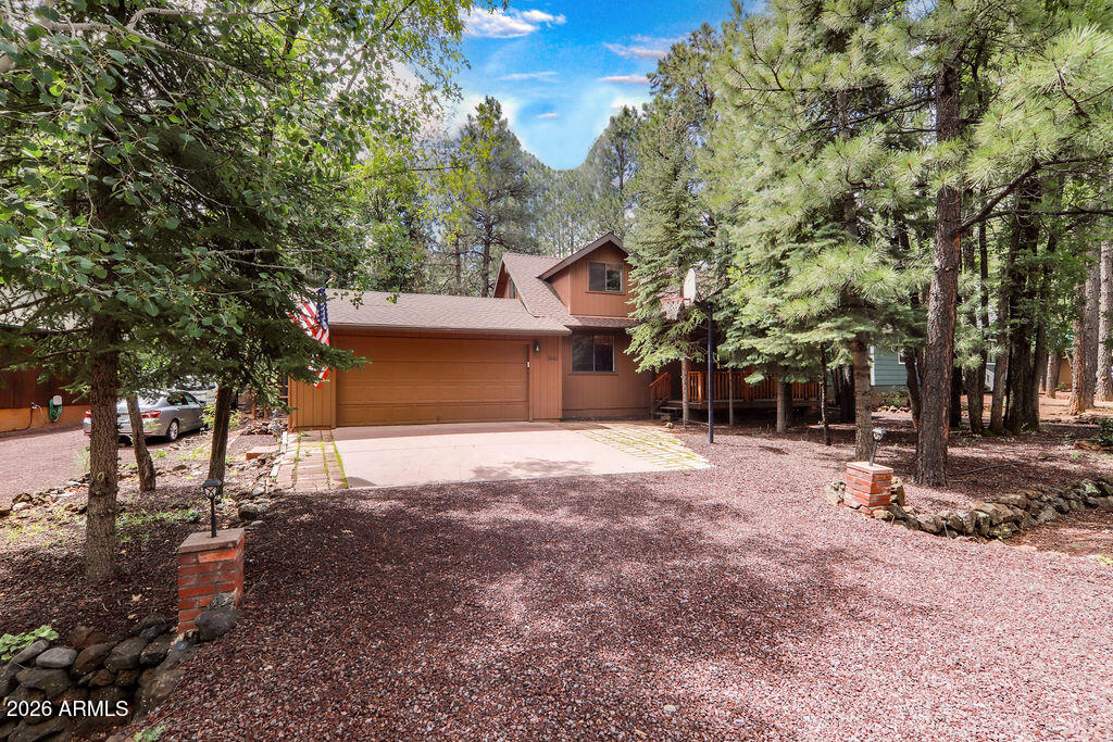 PINETOP LAKES MOUNTAIN HOMES UNIT 1 - Residential