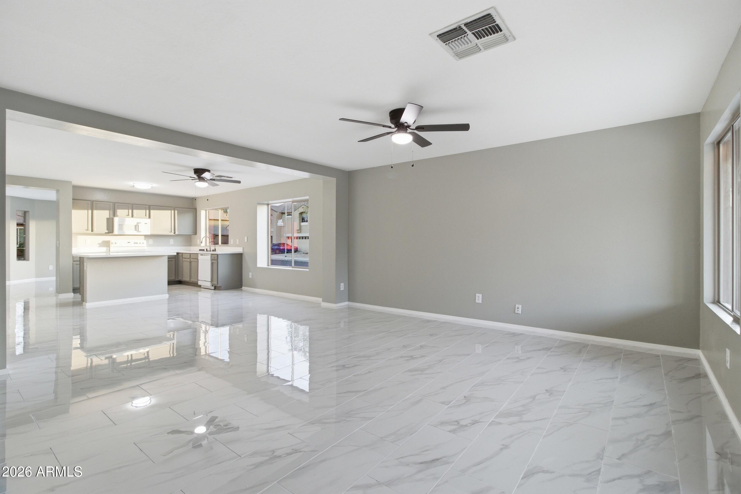 LAVEEN VILLAGE AMD - Residential