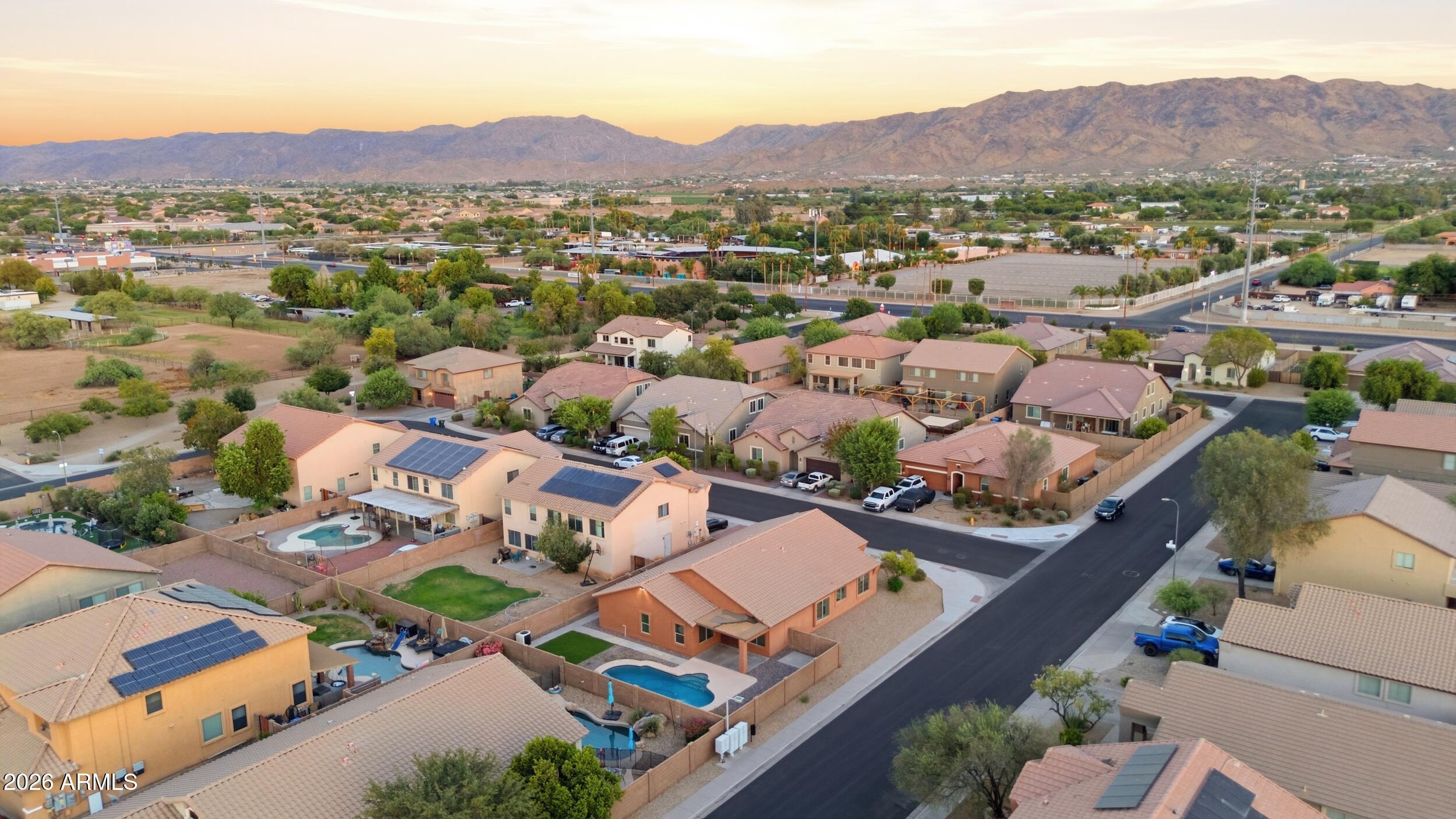 LAVEEN VILLAGE AMD - Residential