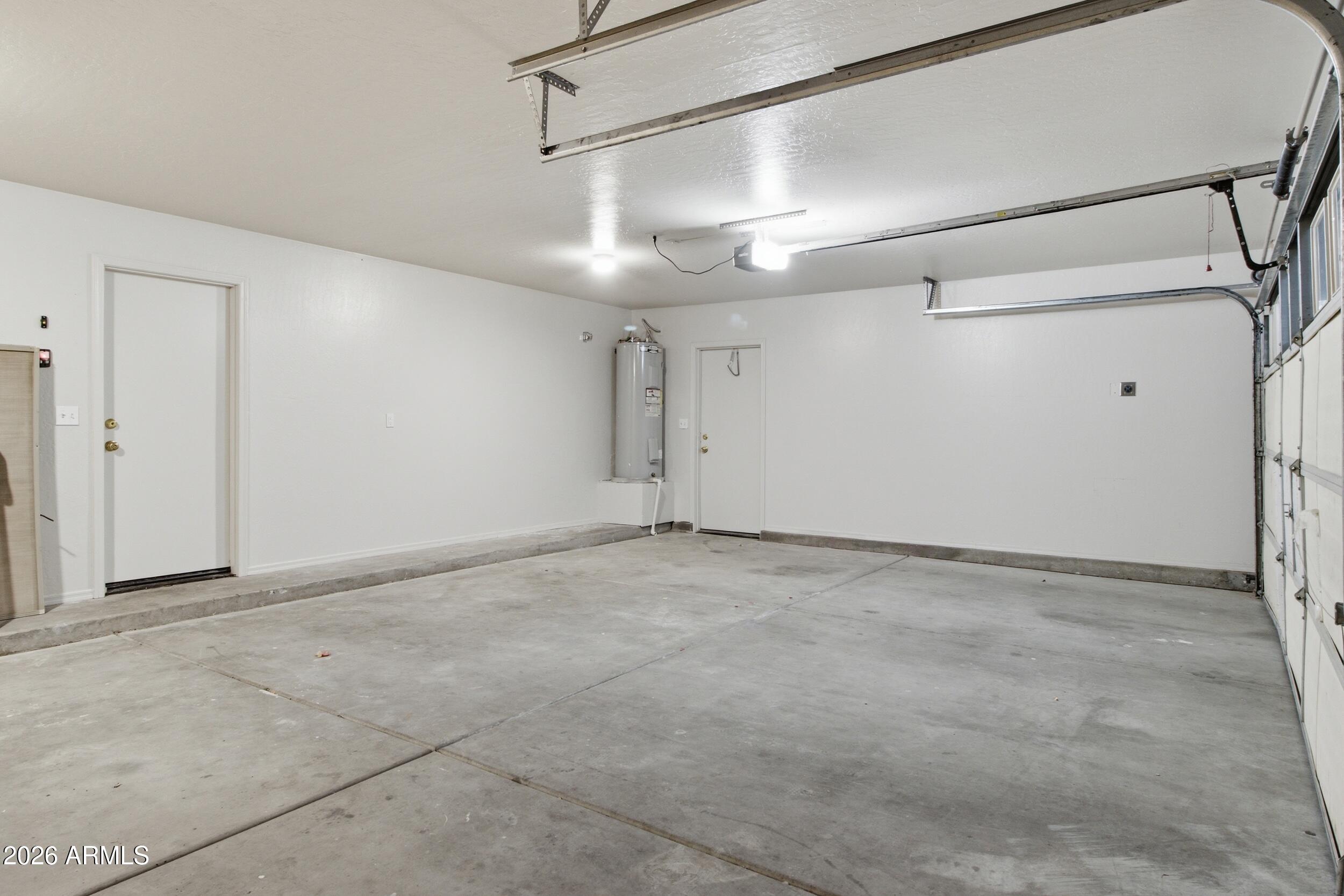 LAVEEN VILLAGE AMD - Residential