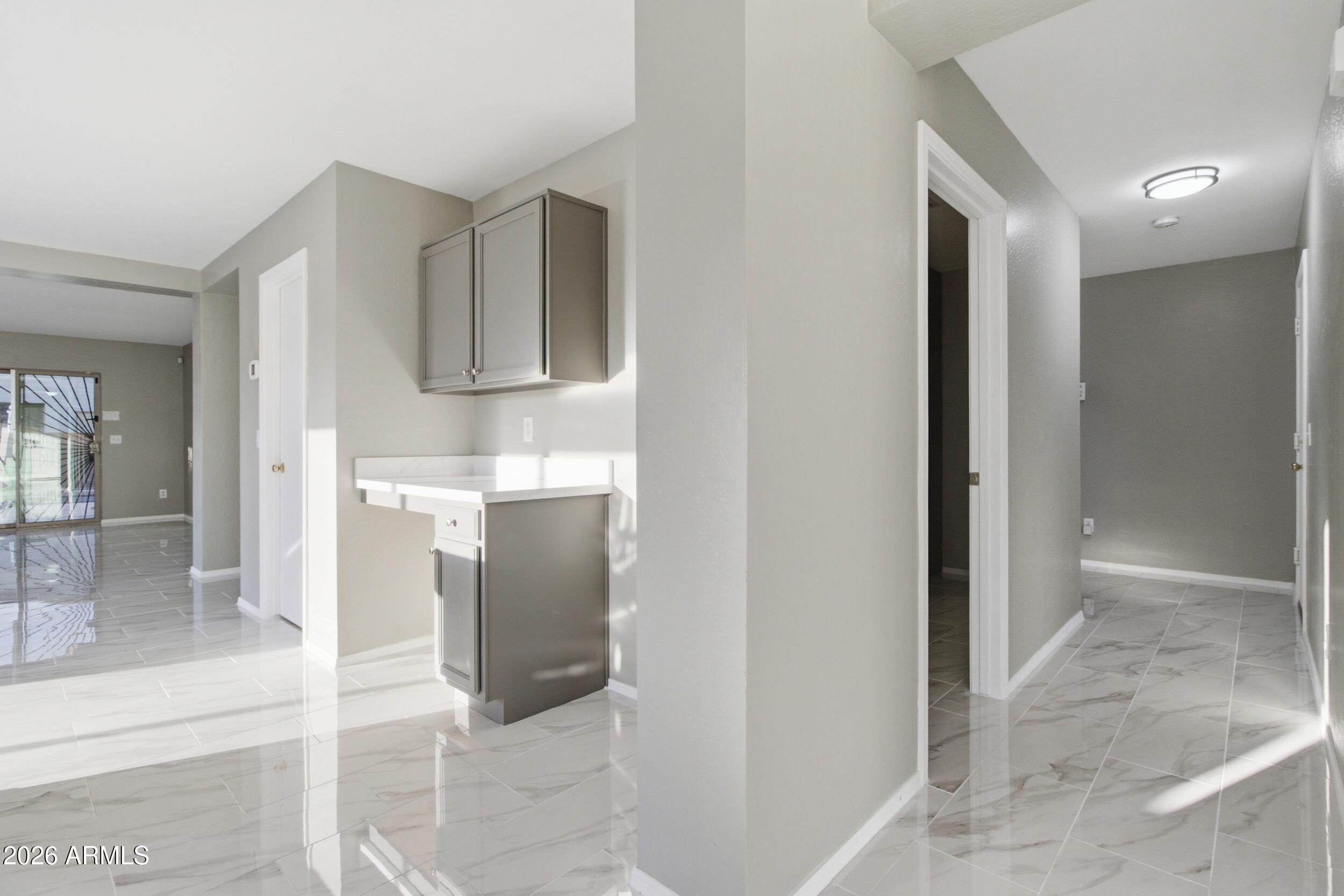 LAVEEN VILLAGE AMD - Residential