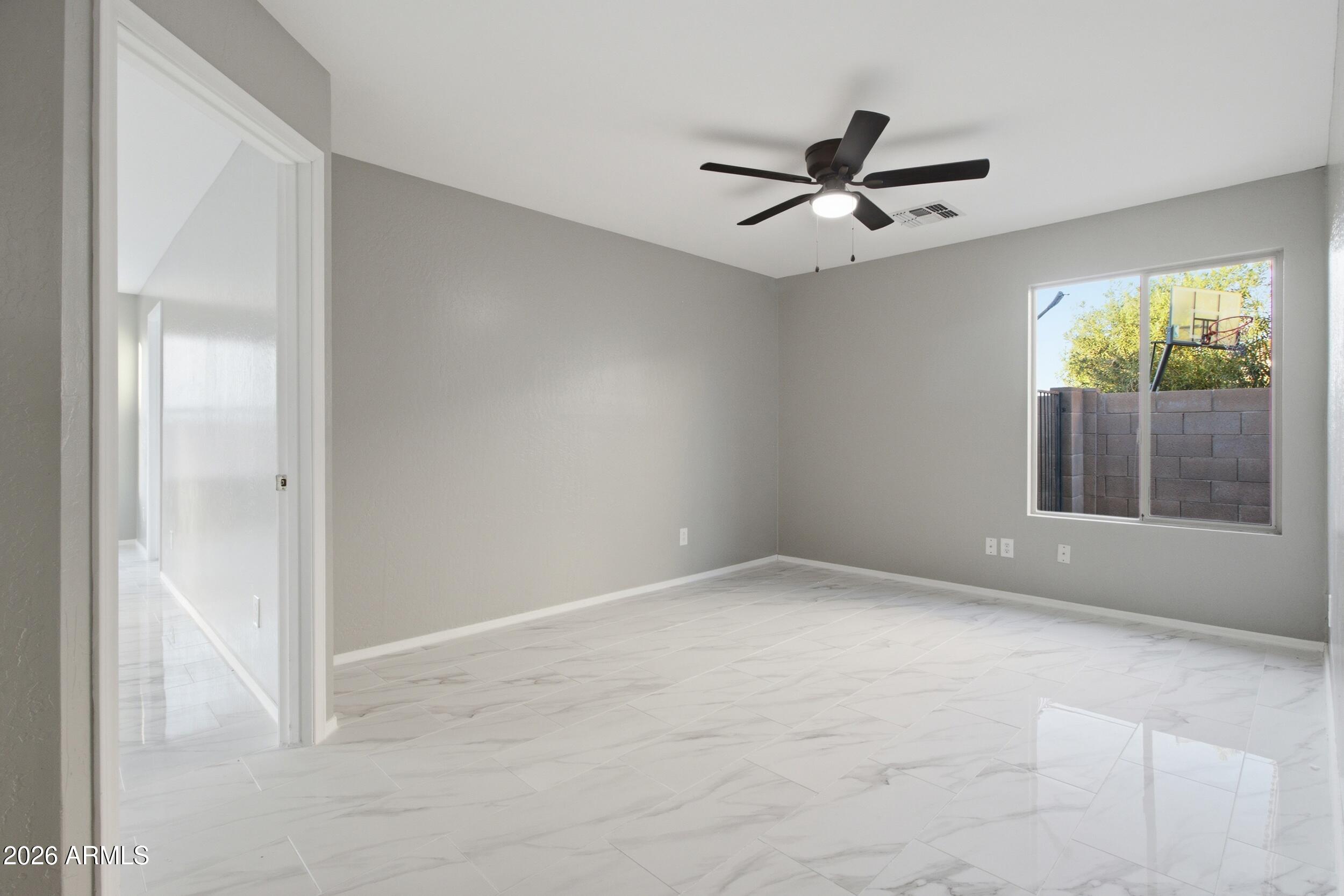 LAVEEN VILLAGE AMD - Residential