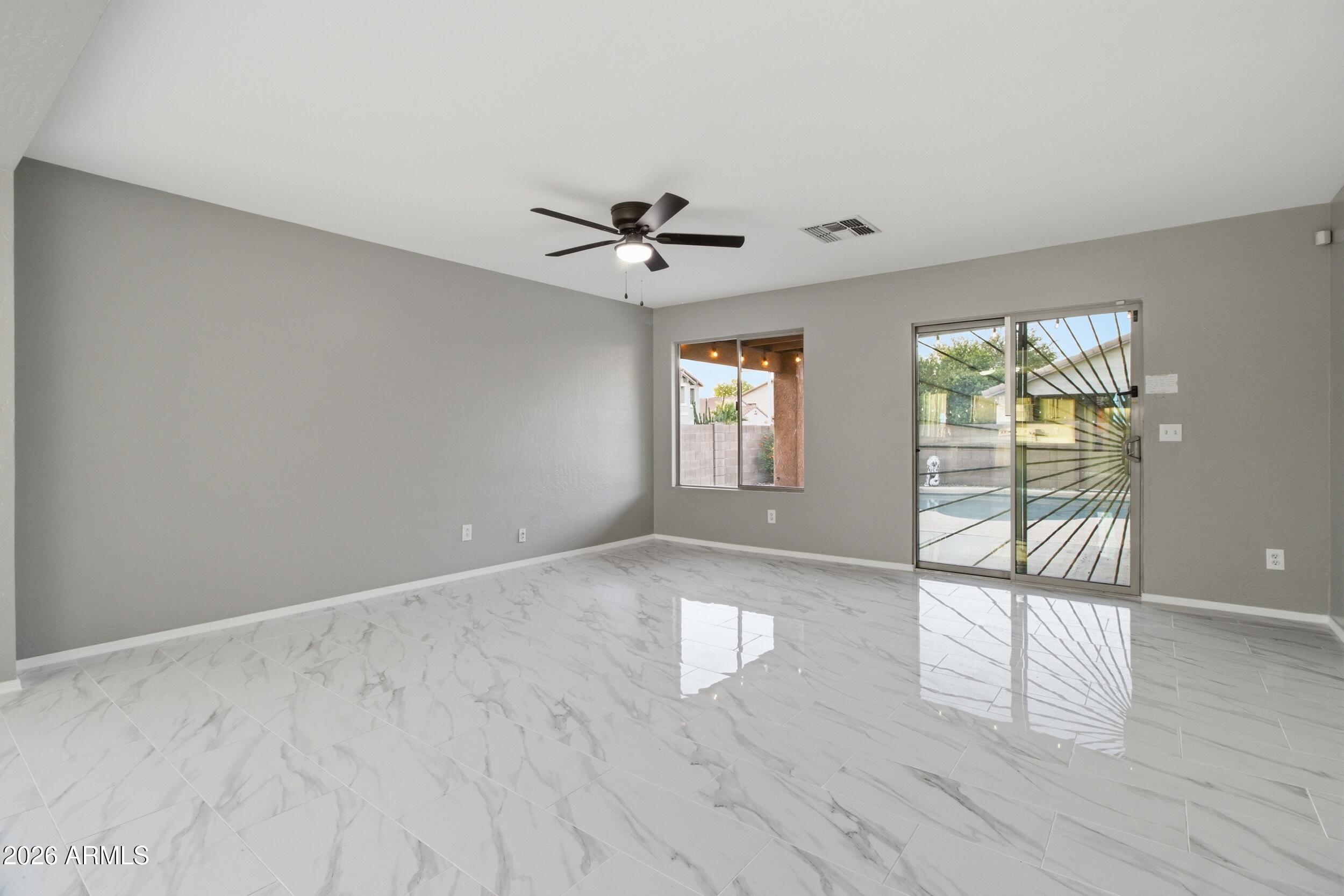 LAVEEN VILLAGE AMD - Residential