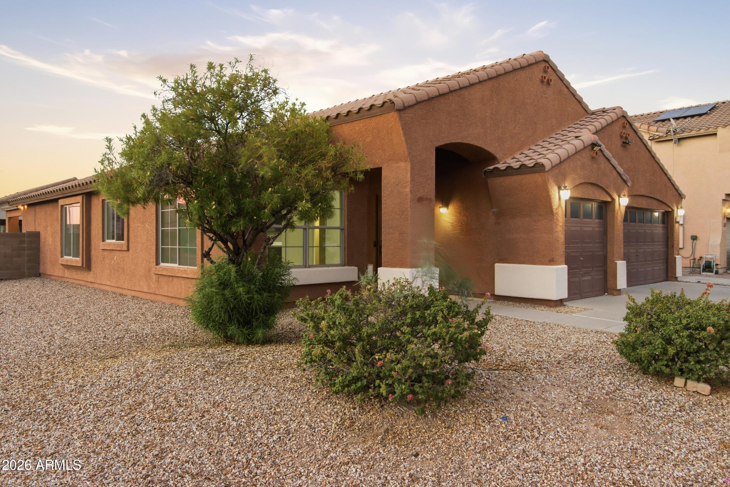 LAVEEN VILLAGE AMD - Residential