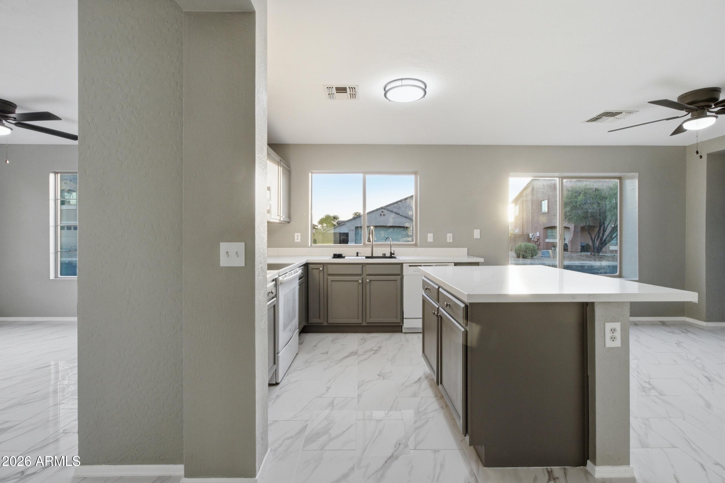 LAVEEN VILLAGE AMD - Residential