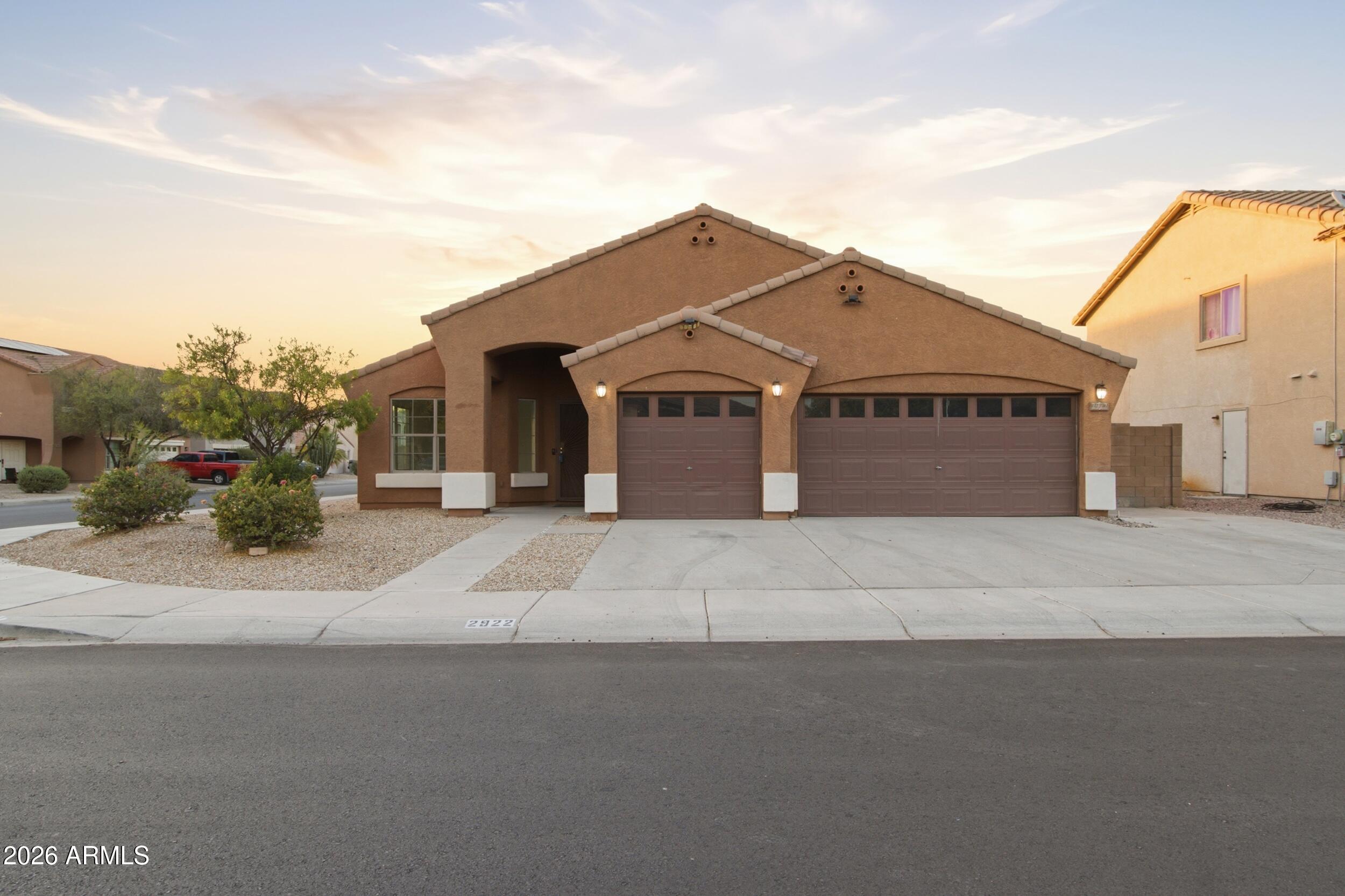 LAVEEN VILLAGE AMD - Residential