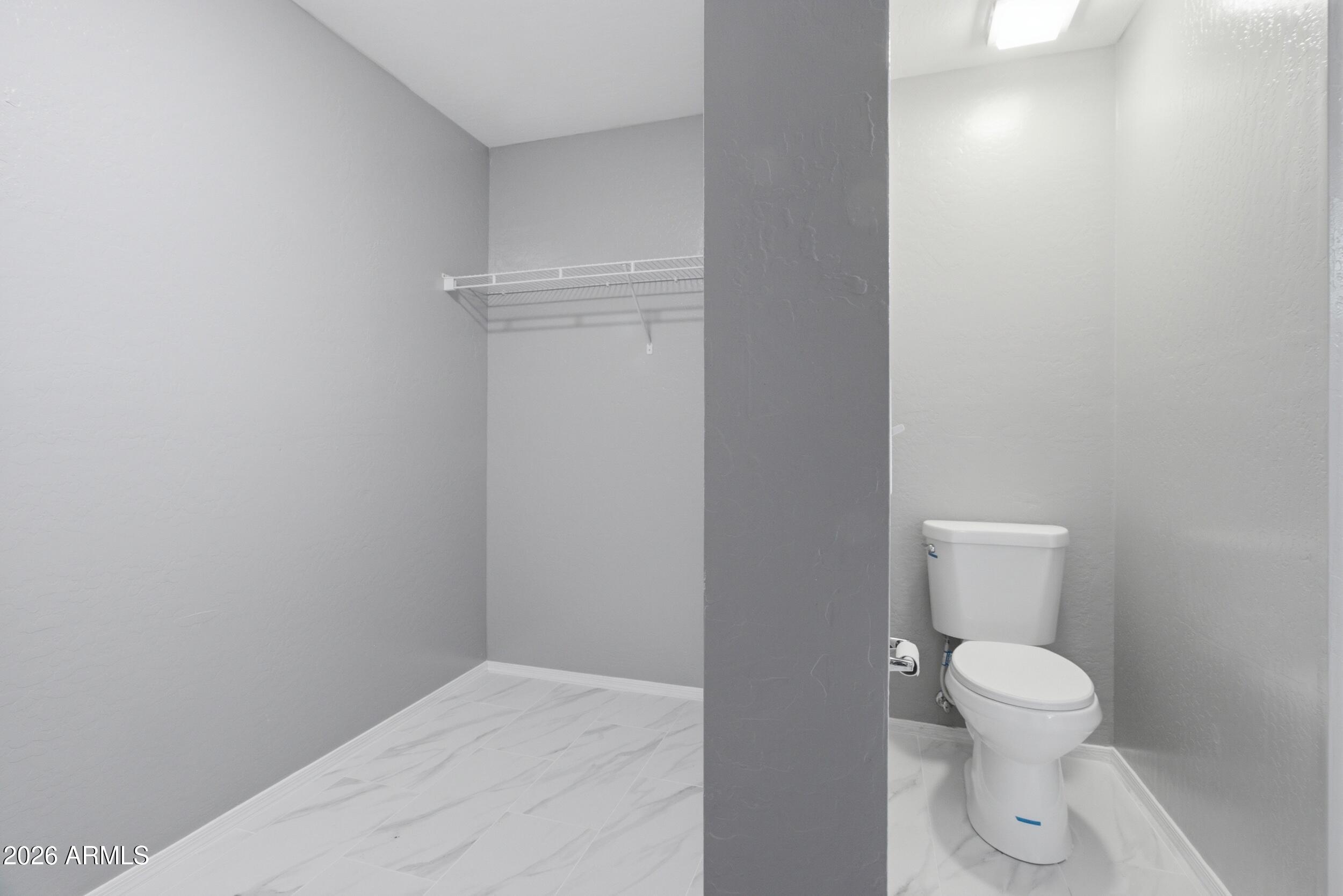 LAVEEN VILLAGE AMD - Residential