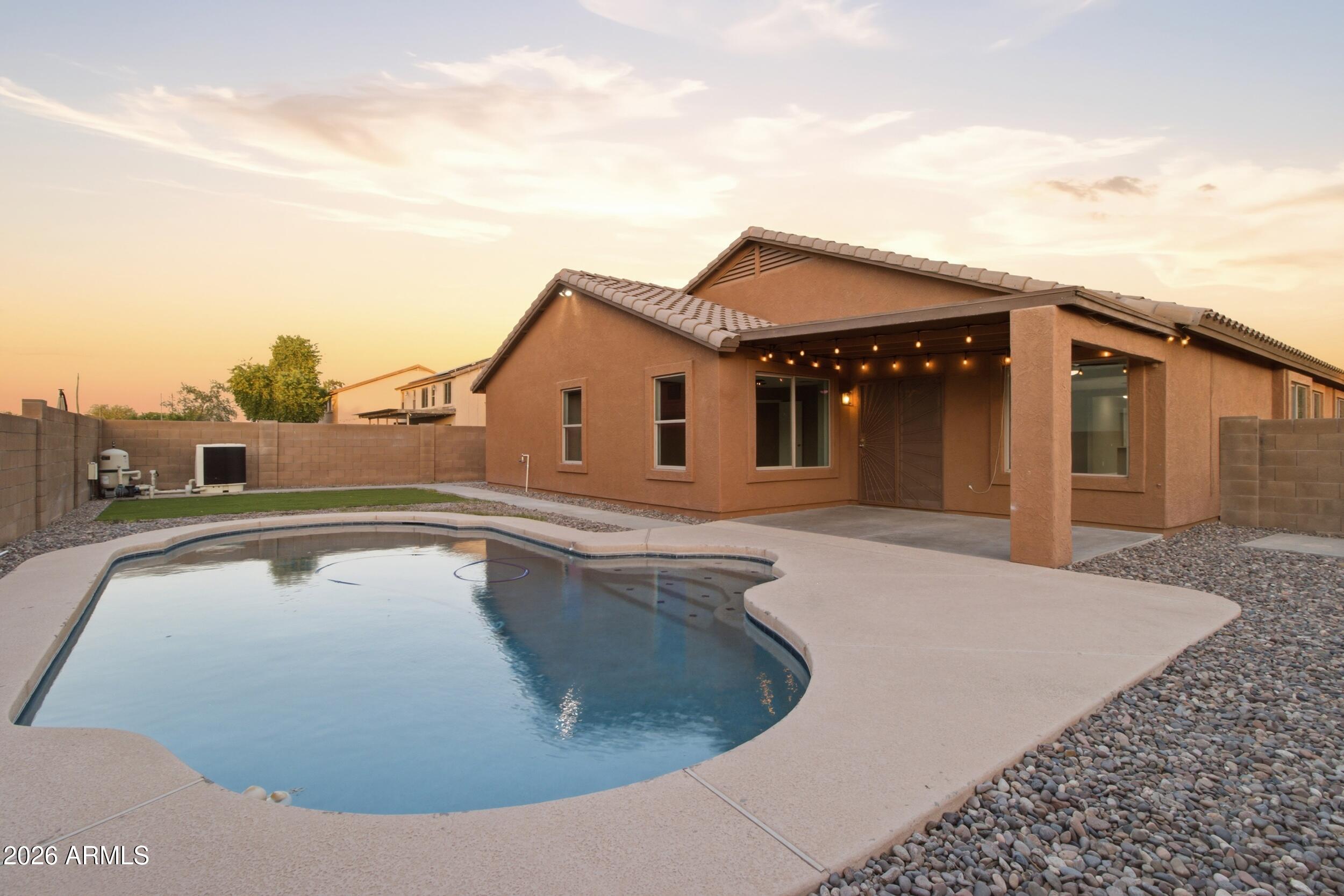LAVEEN VILLAGE AMD - Residential