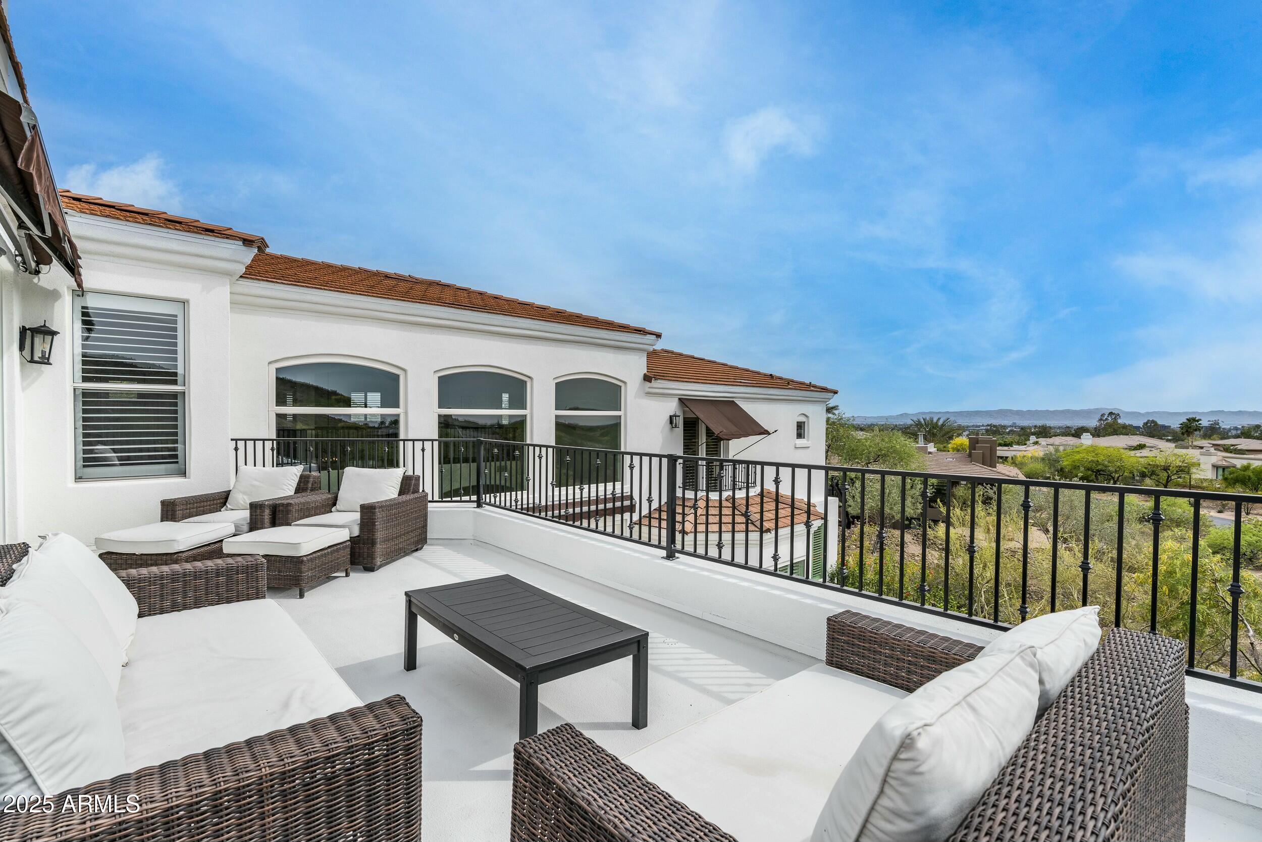 BILTMORE MOUNTAIN ESTATES LOT 1-39 TR A-H J K - Residential