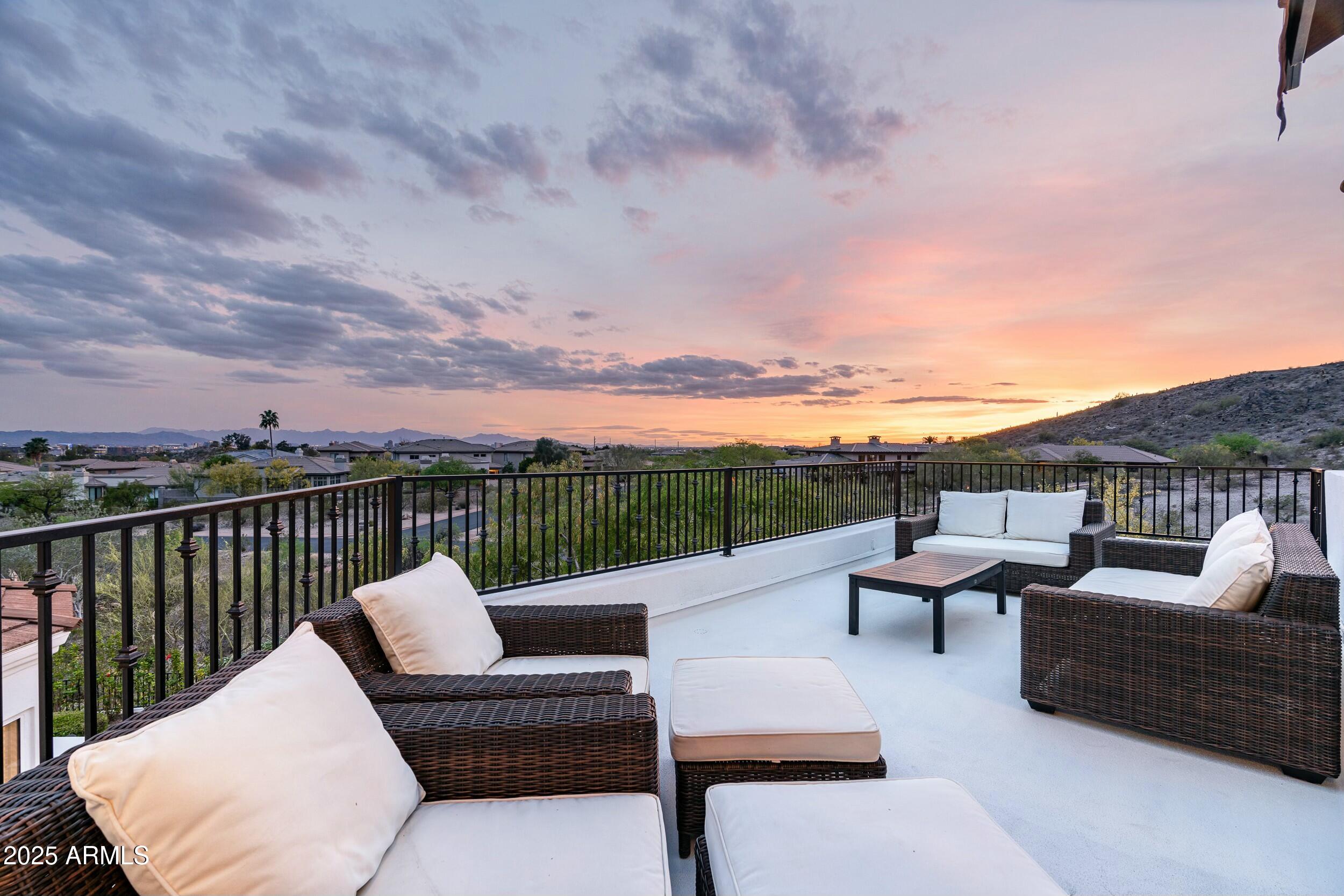 BILTMORE MOUNTAIN ESTATES LOT 1-39 TR A-H J K - Residential