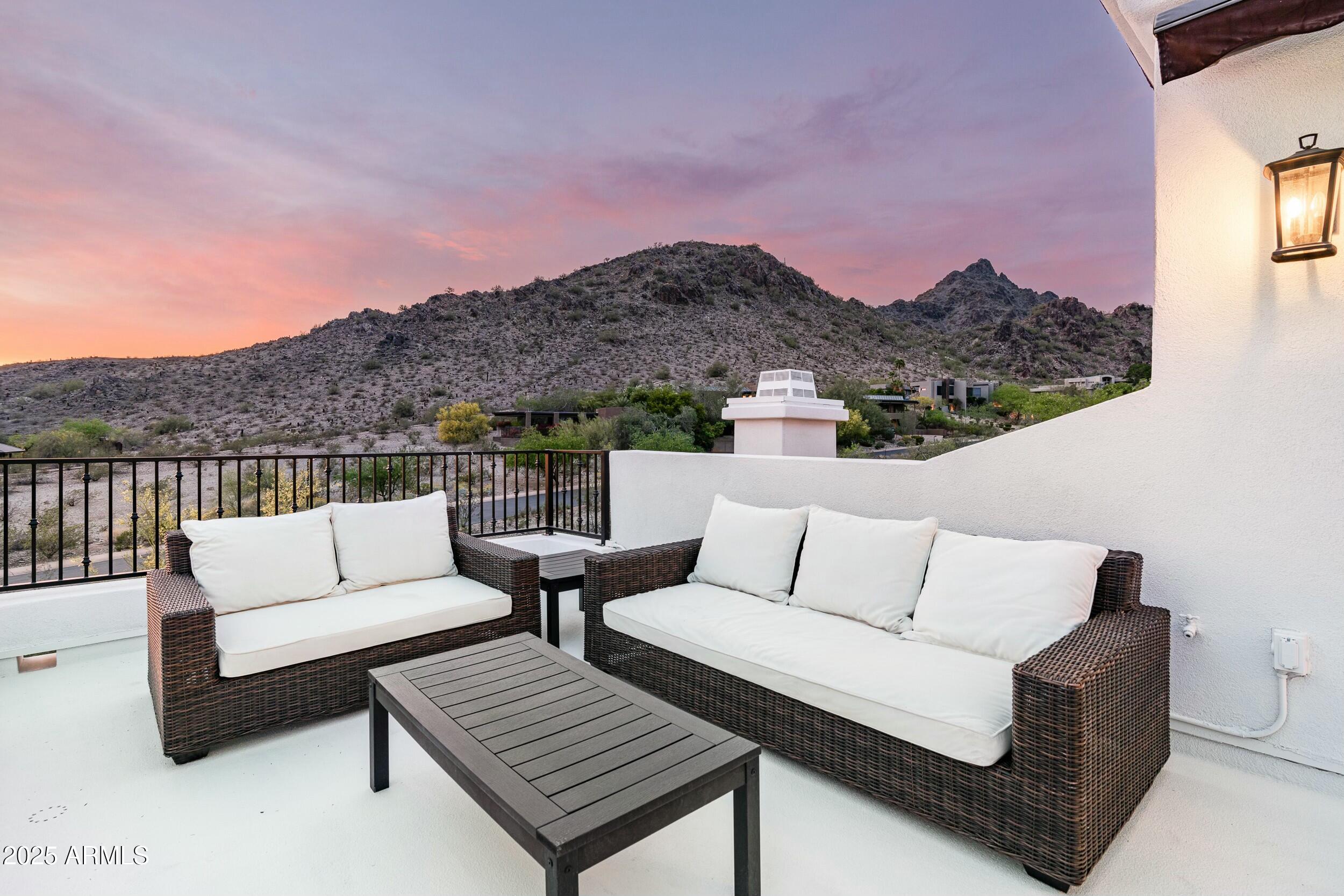 BILTMORE MOUNTAIN ESTATES LOT 1-39 TR A-H J K - Residential