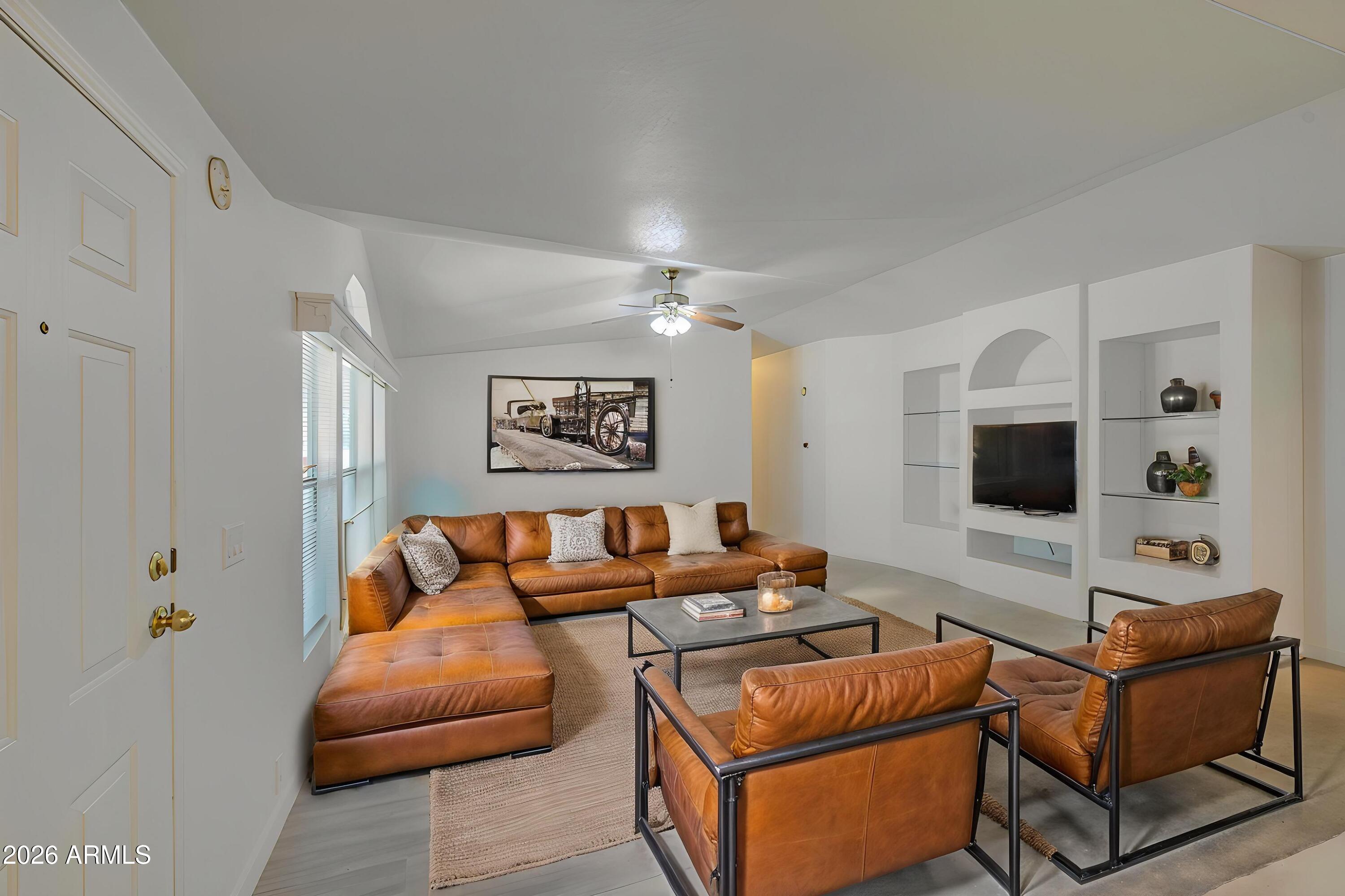 SUPERSTITION COUNTRY UNIT 1 - Residential