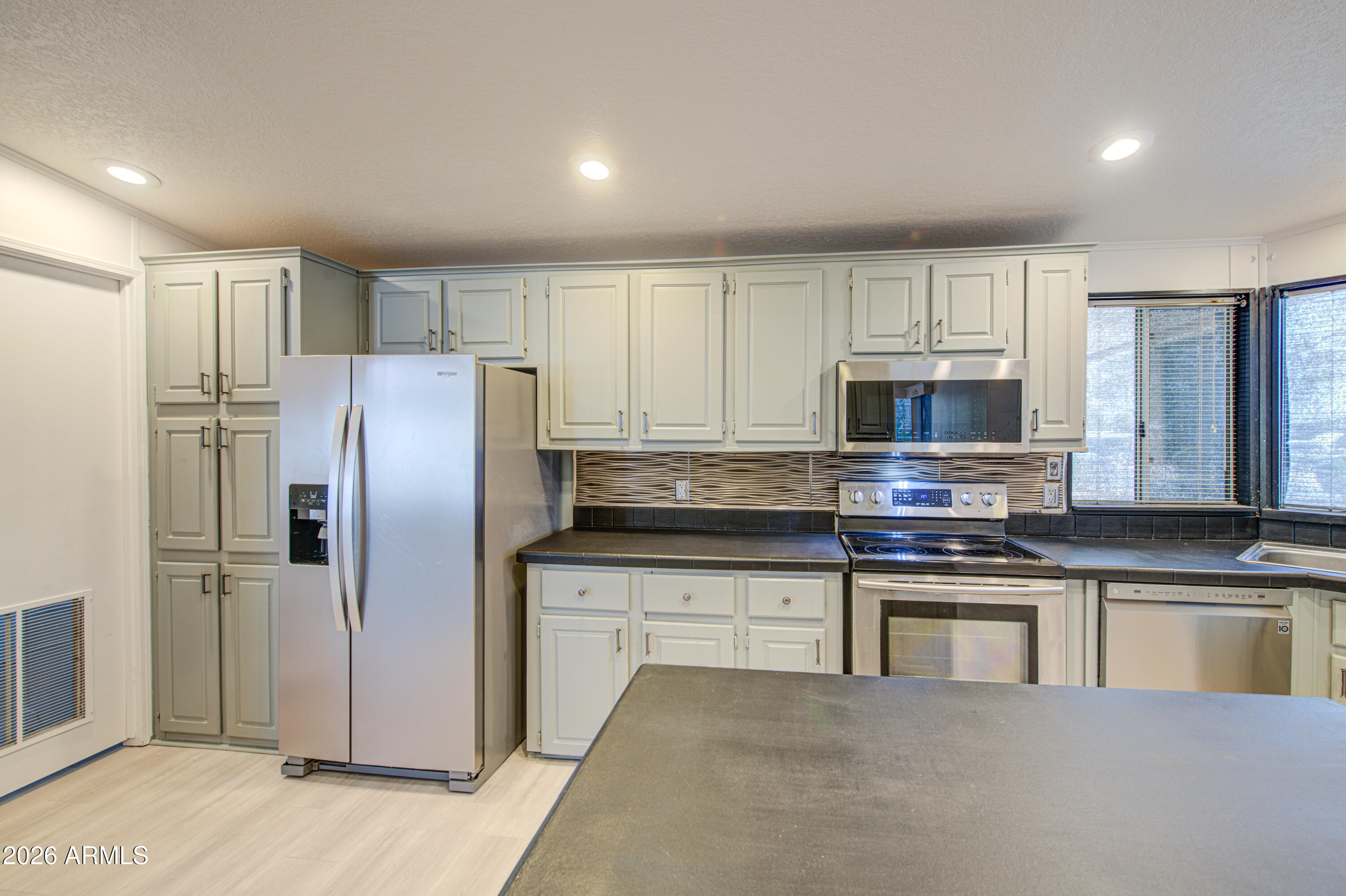 SUPERSTITION COUNTRY UNIT 1 - Residential