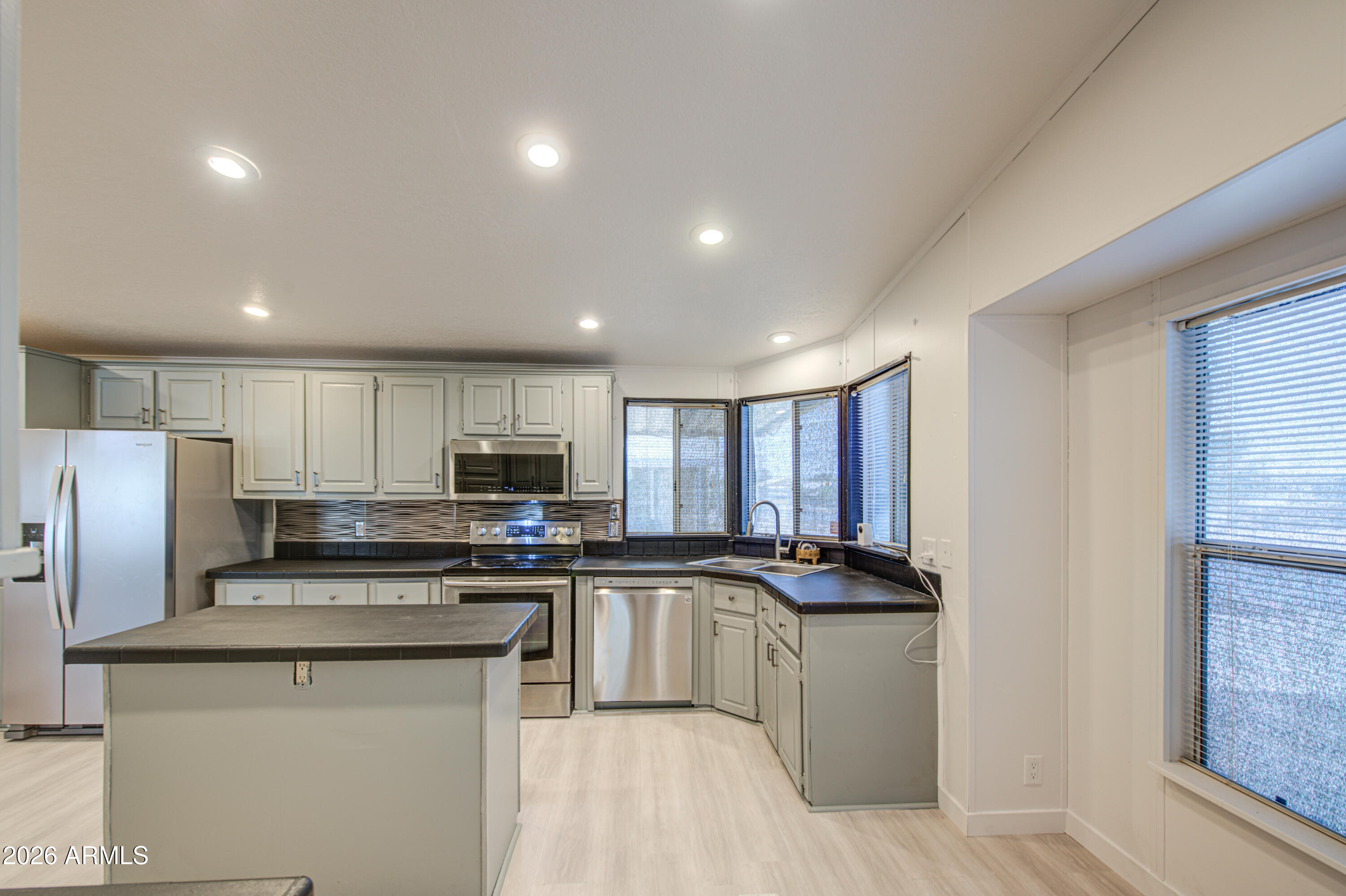 SUPERSTITION COUNTRY UNIT 1 - Residential