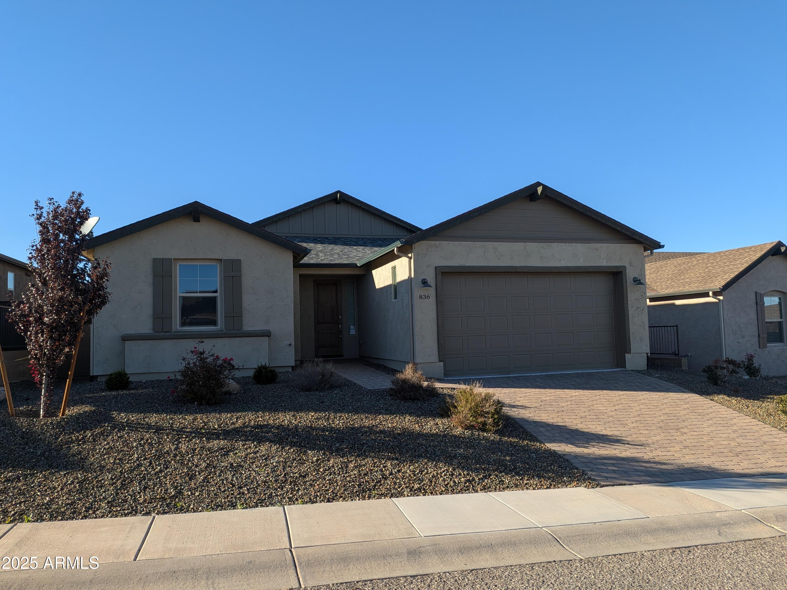 MOUNTAIN GATE - Residential