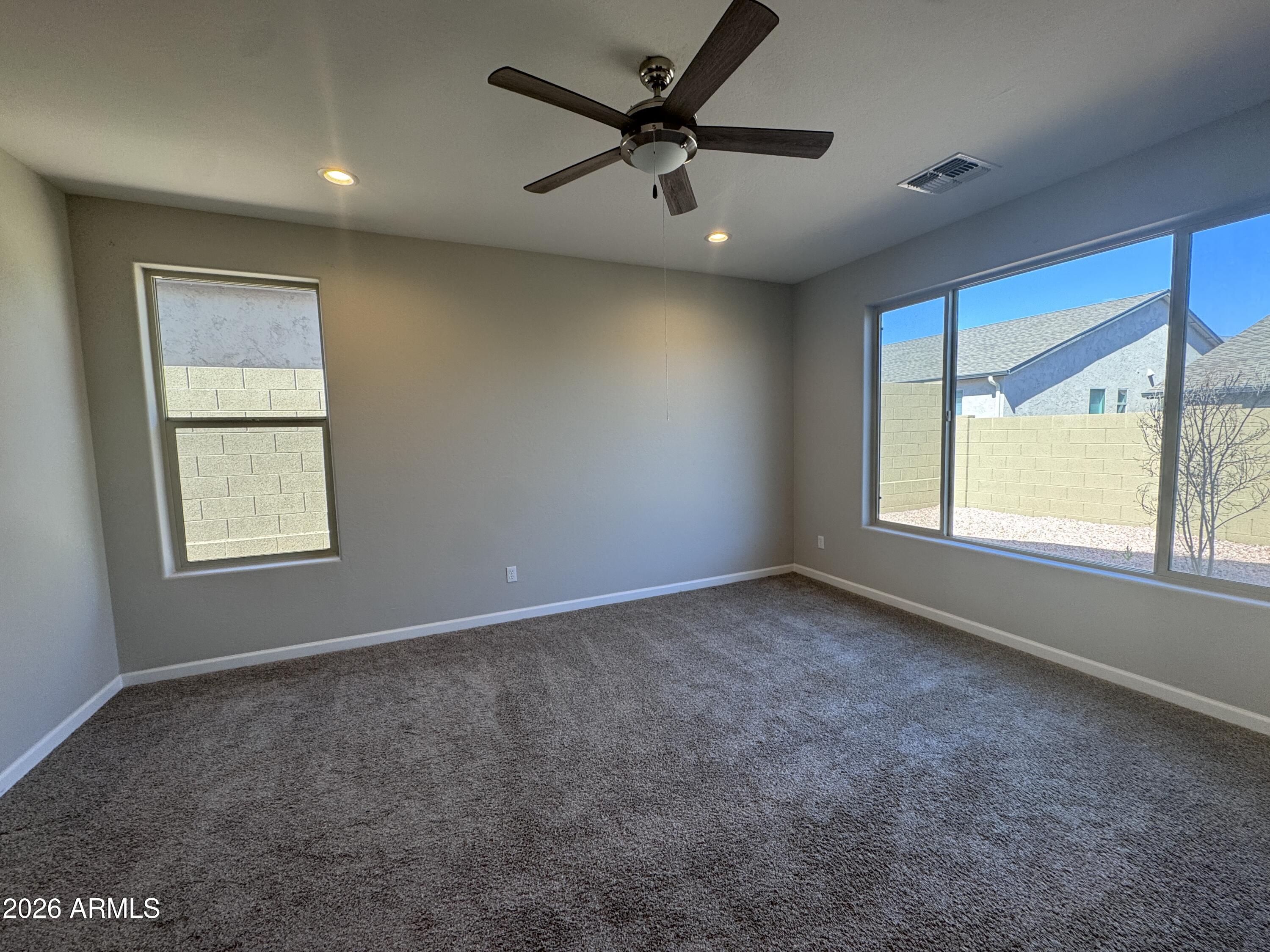 MOUNTAIN GATE - Residential