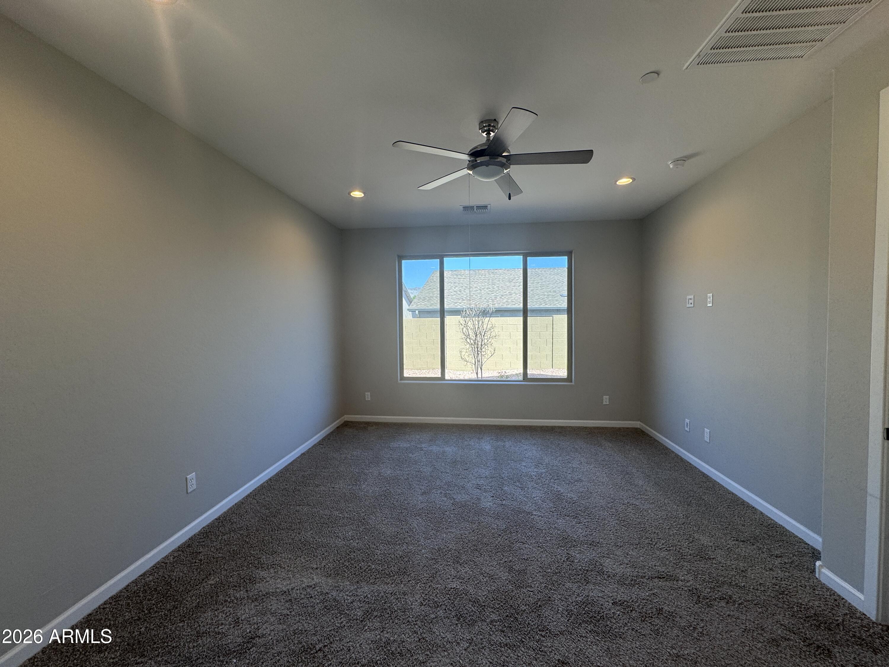 MOUNTAIN GATE - Residential