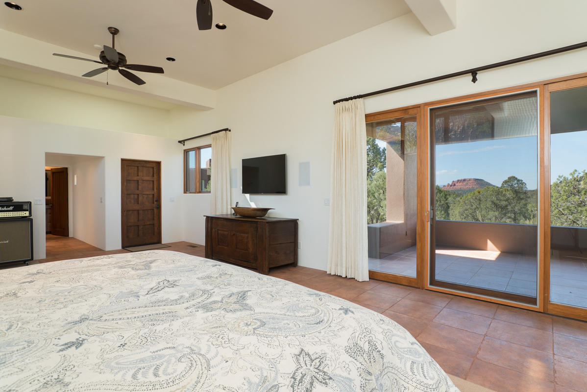 Est at Northslopes - Residential