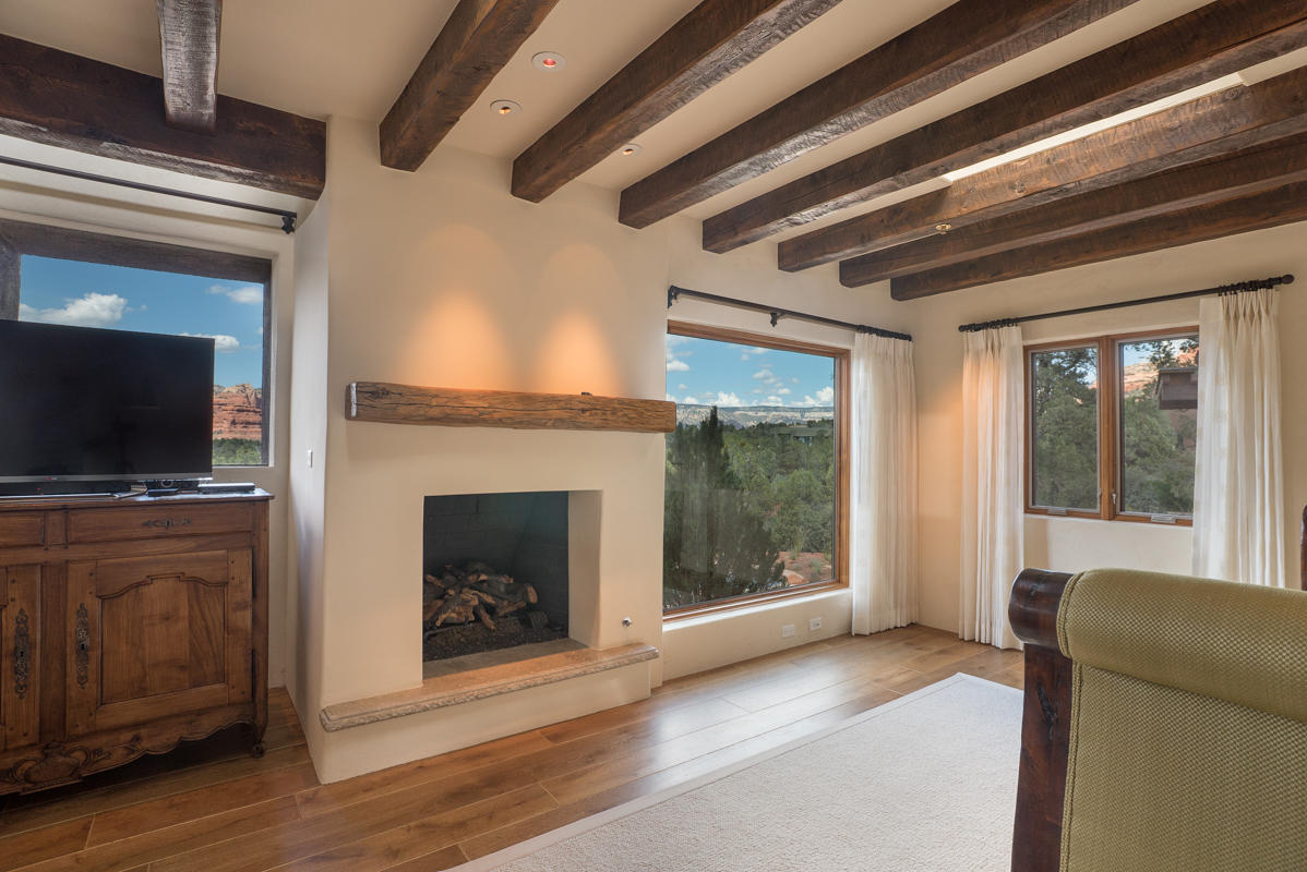 Est at Northslopes - Residential
