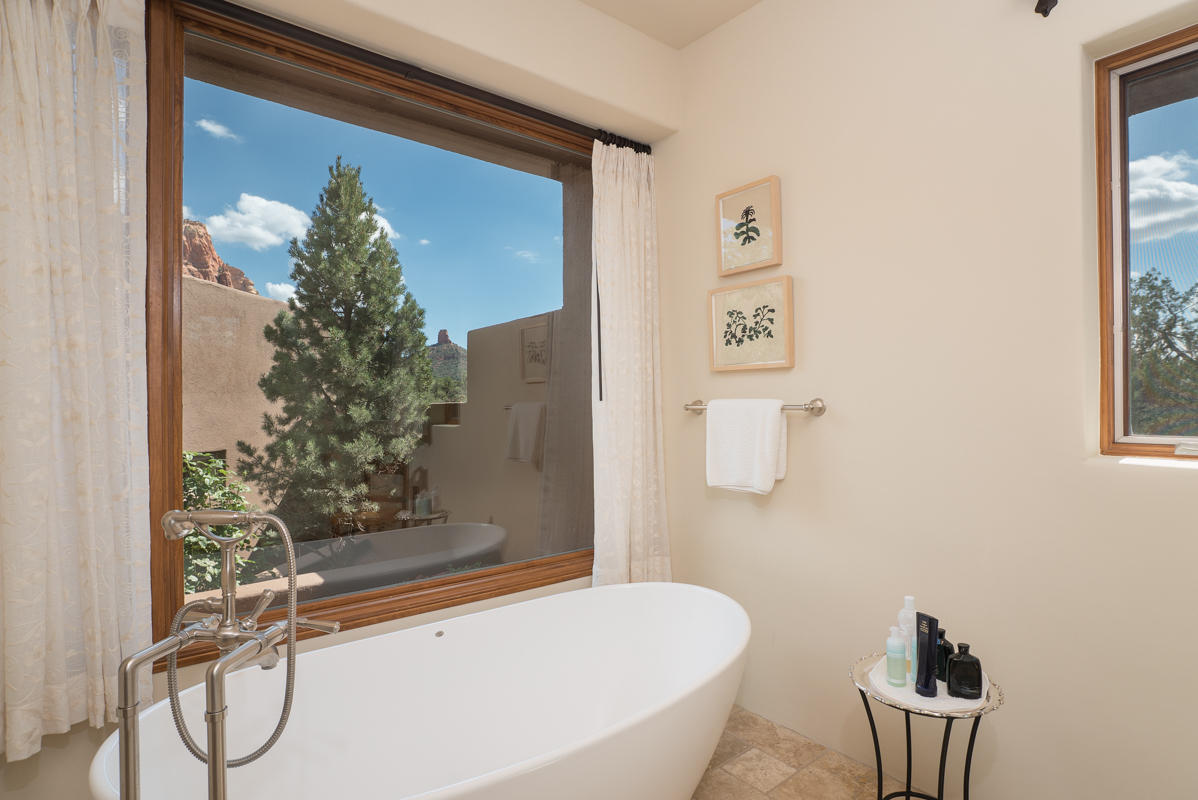 Est at Northslopes - Residential